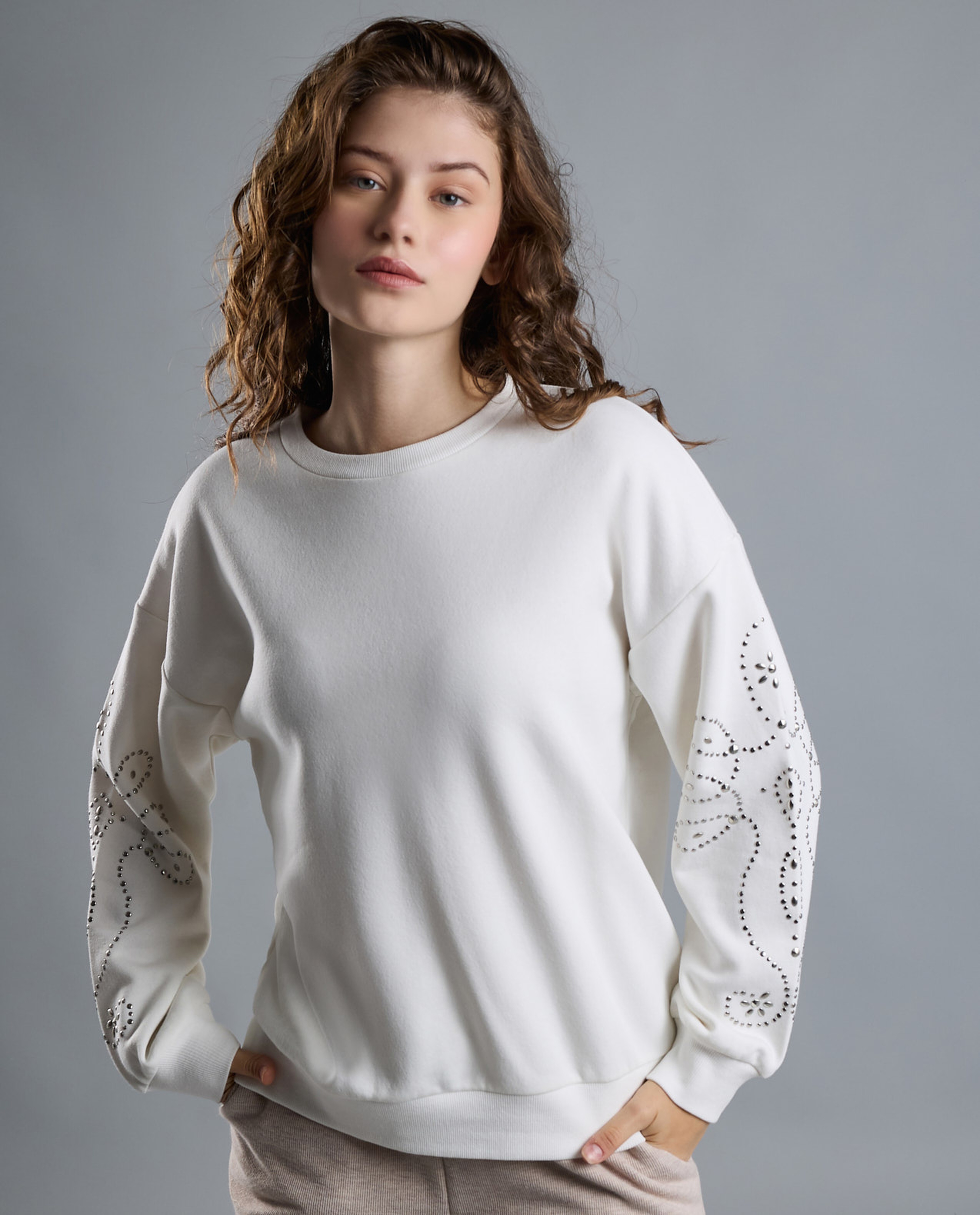Studded Sweatshirt with Crew Neck and Long Sleeves