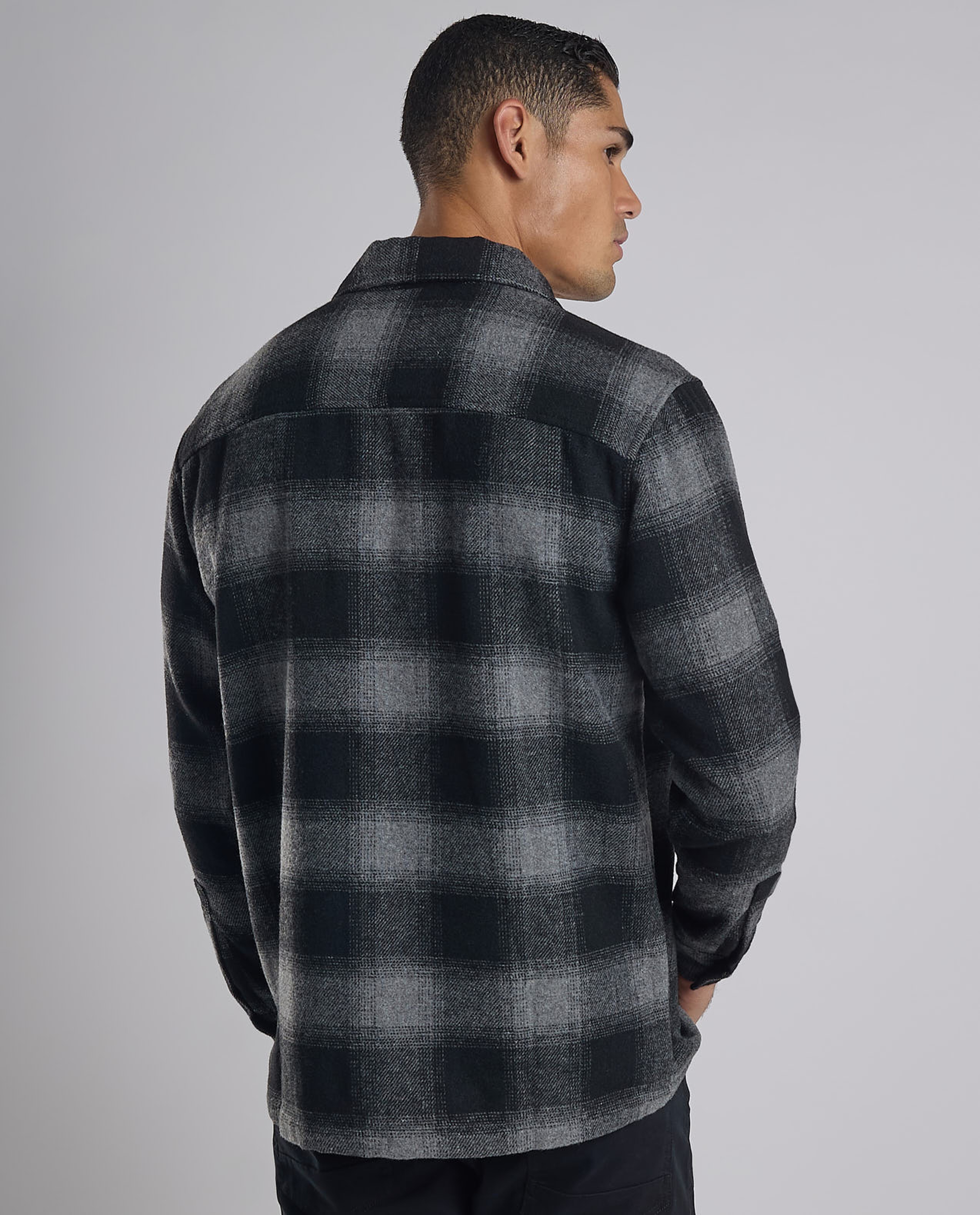 Plaid Shirt with Classic Collar and Long Sleeves