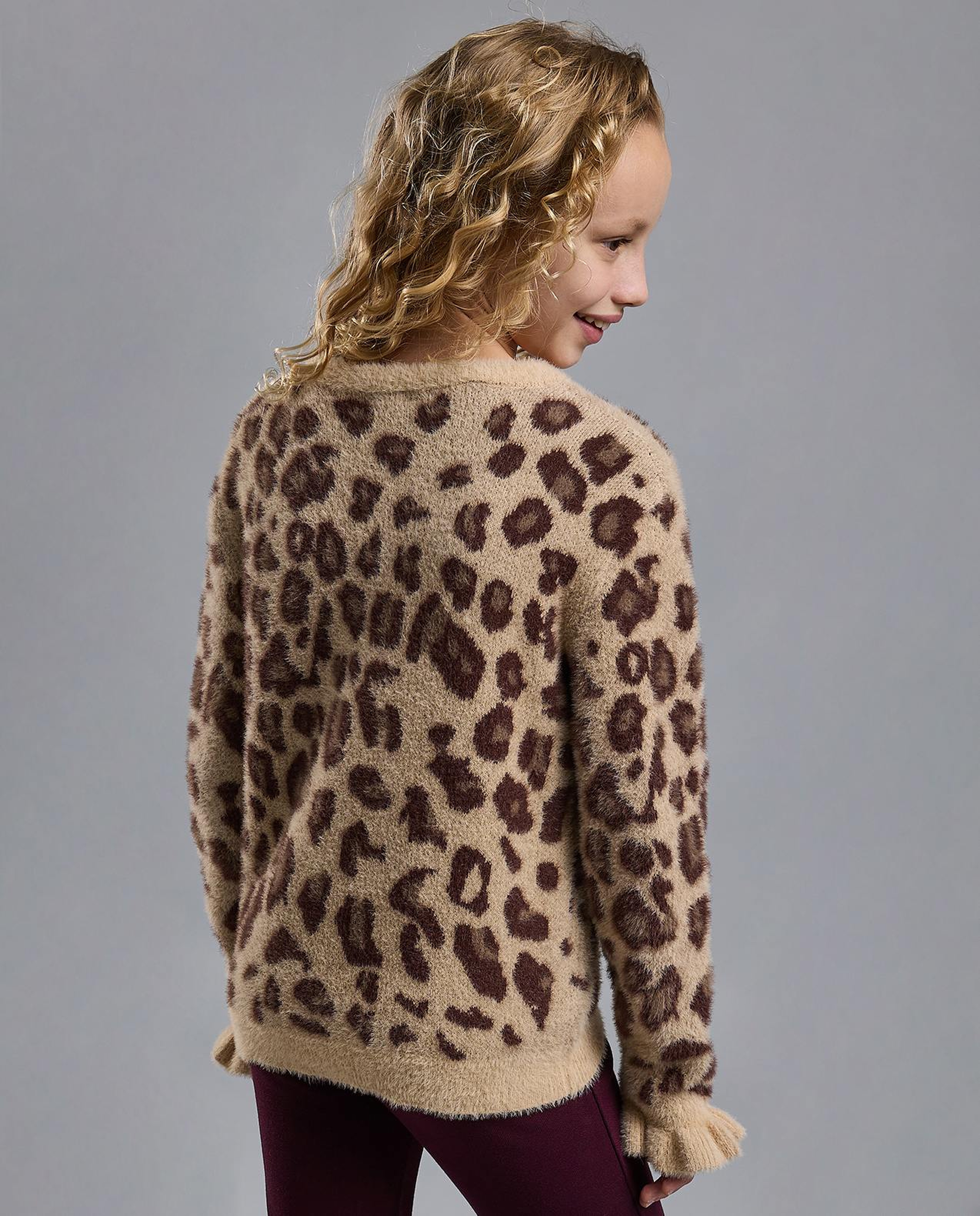 Animal Patterned Sweater with Crew Neck and Long Sleeves
