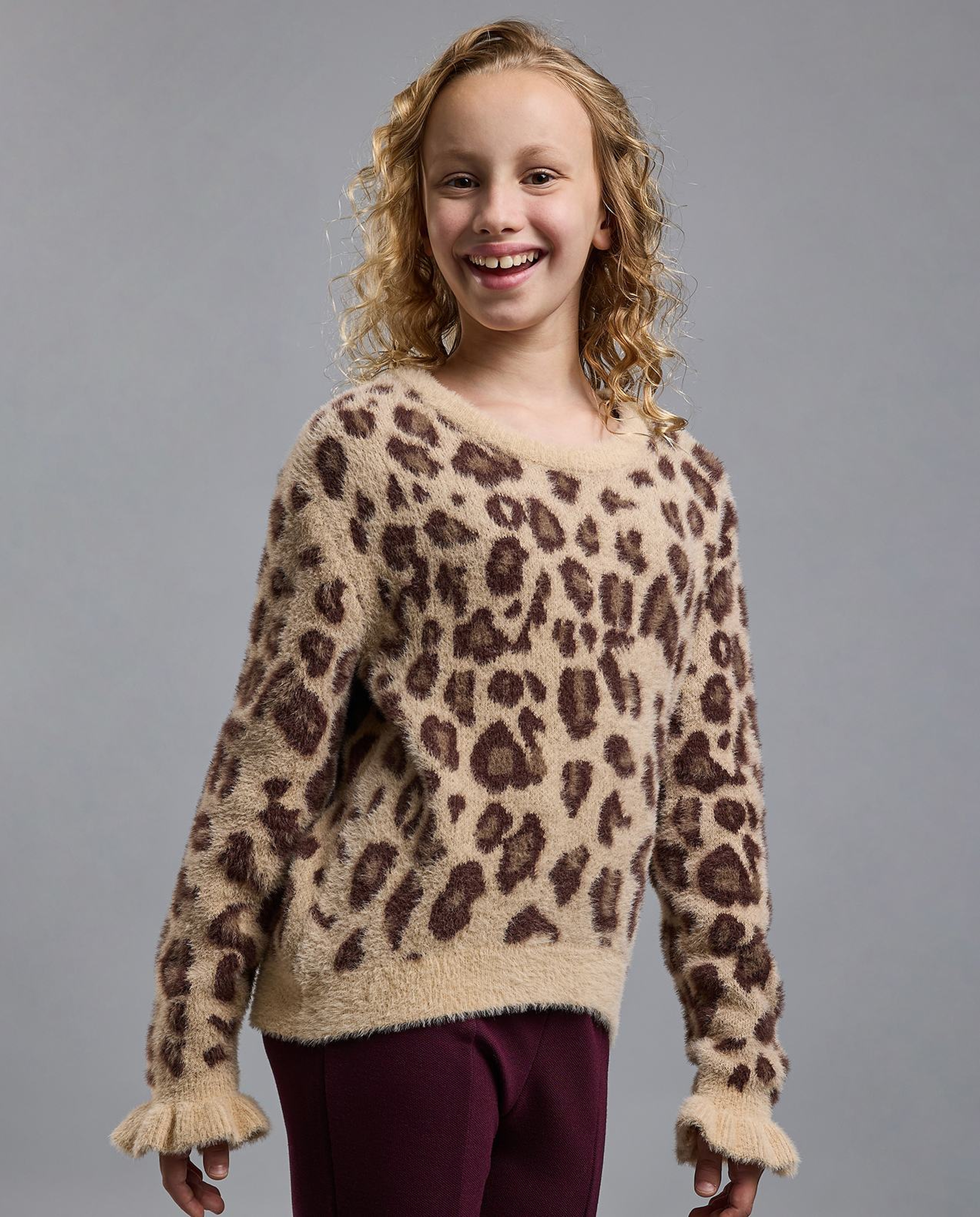 Animal Patterned Sweater with Crew Neck and Long Sleeves