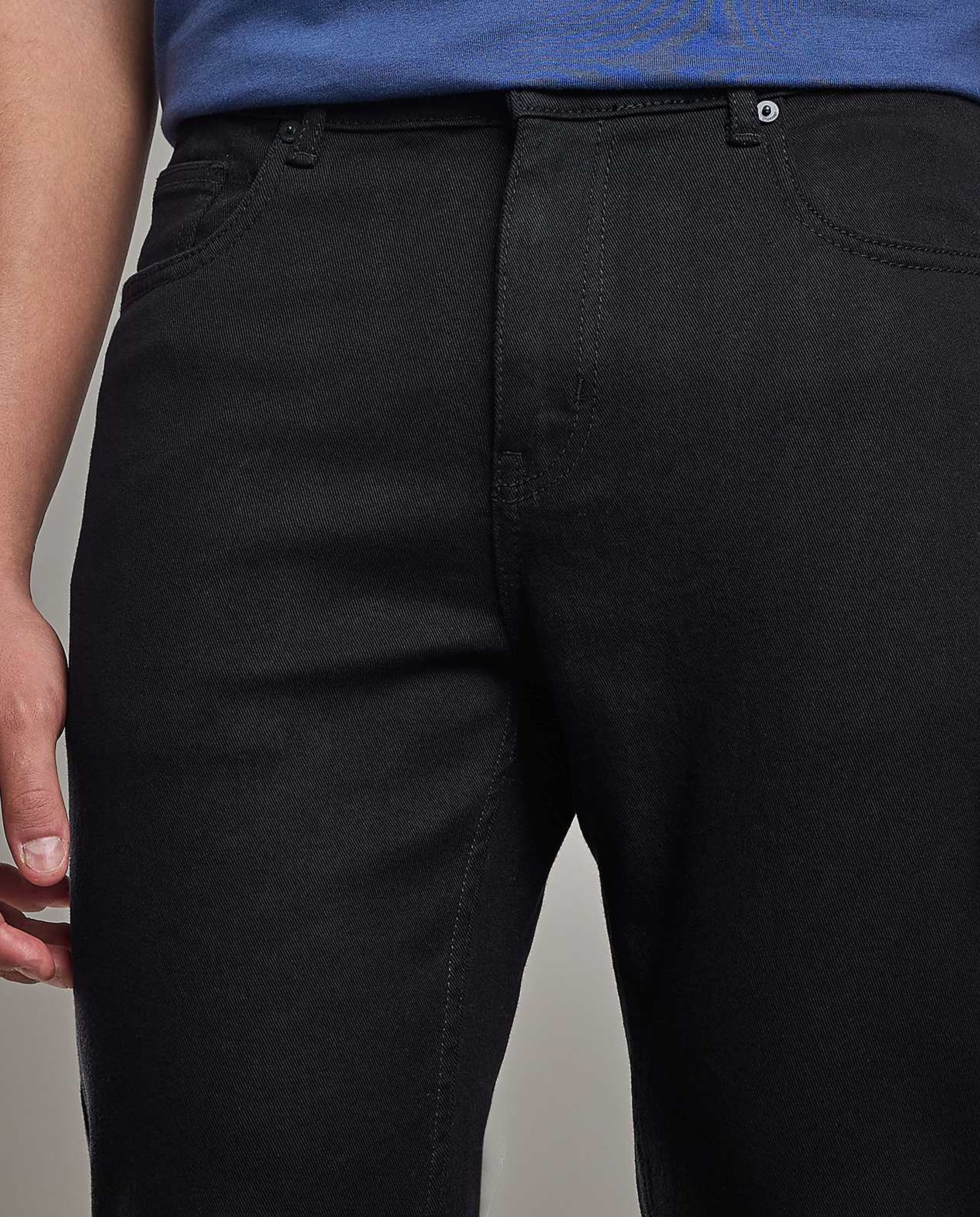 Solid Regular Fit Jeans with Button Closure