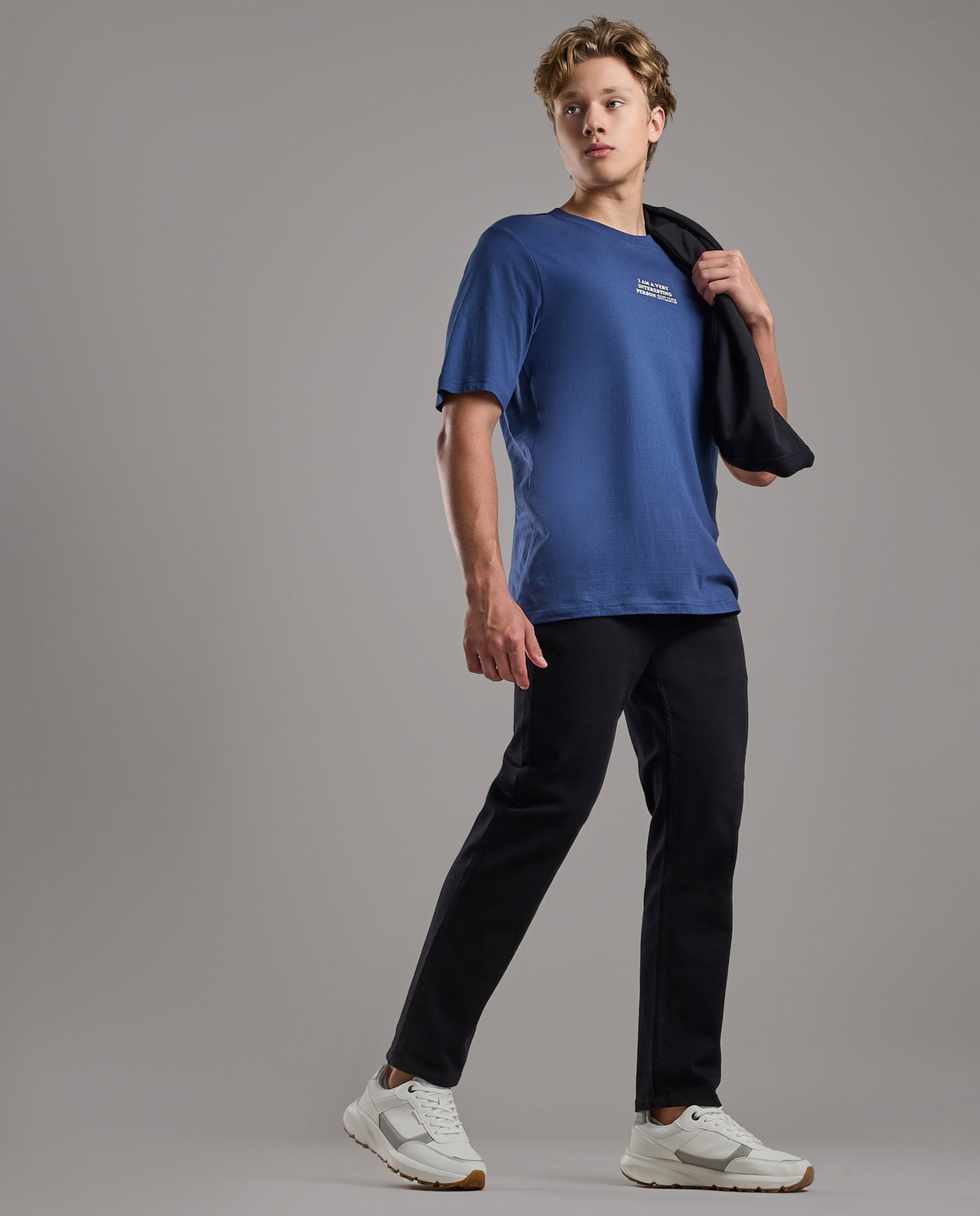 Solid Regular Fit Jeans with Button Closure