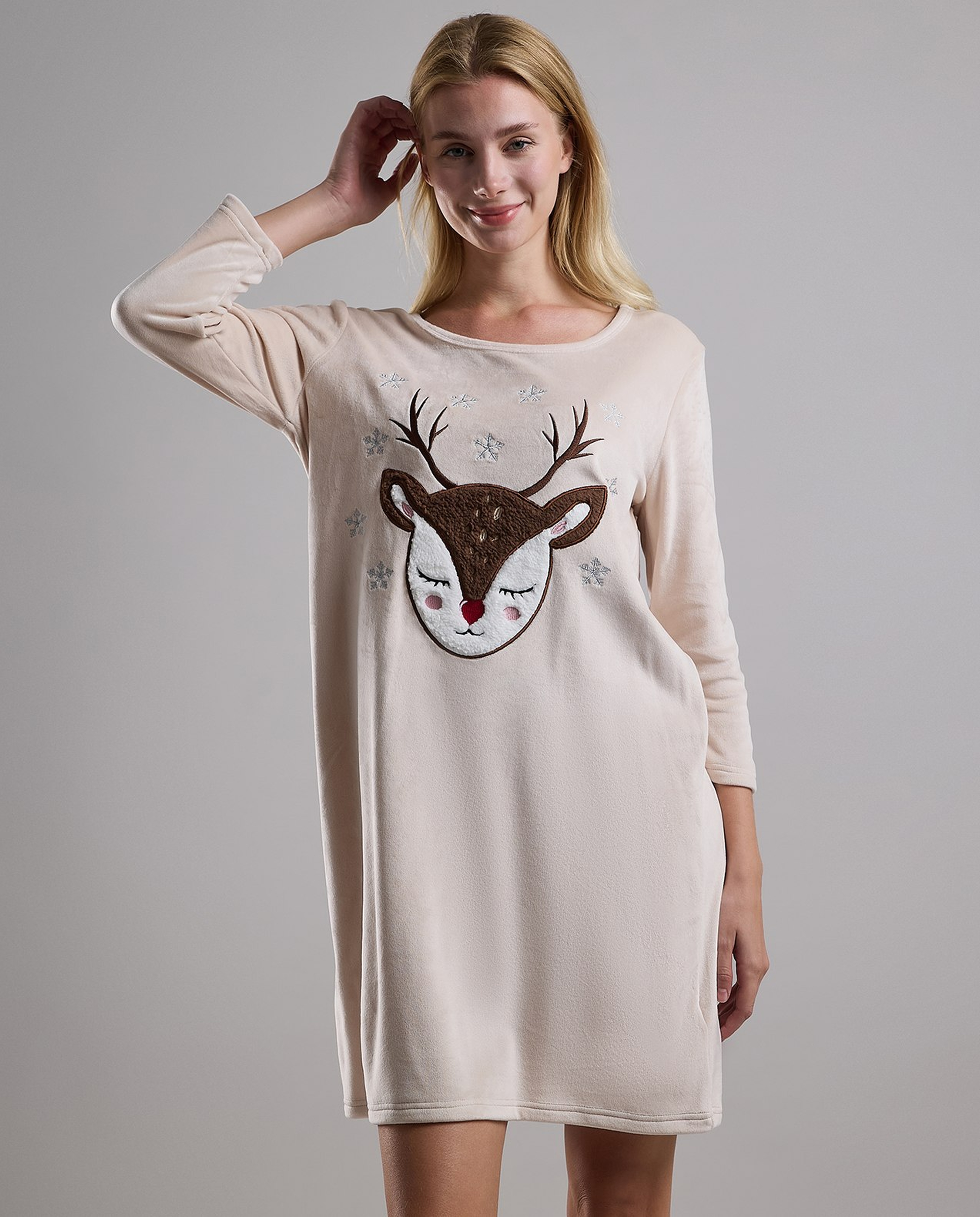 Appliqued Nightdress with Long Sleeves