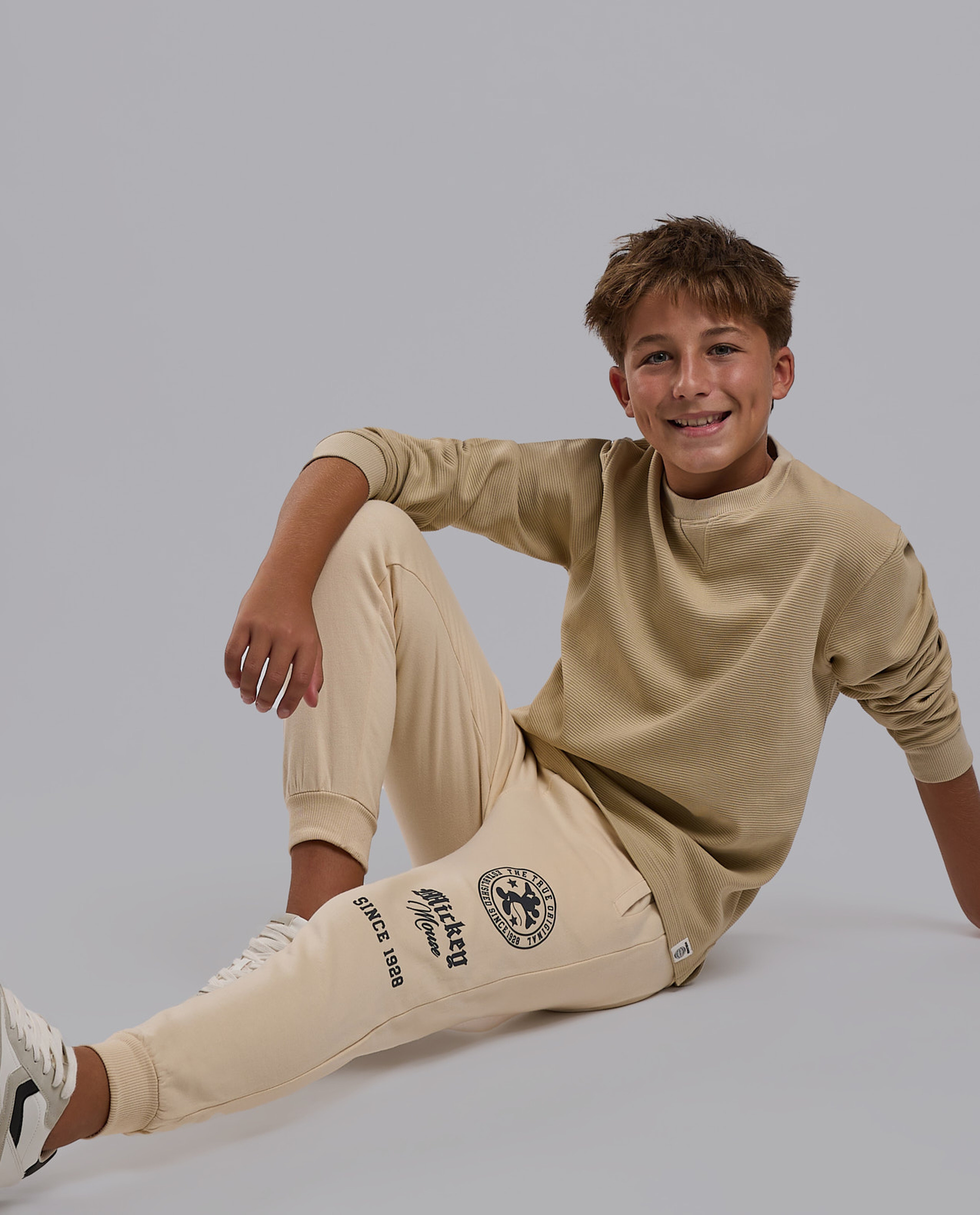 Textured Sweatshirt with Crew Neck and Long Sleeves