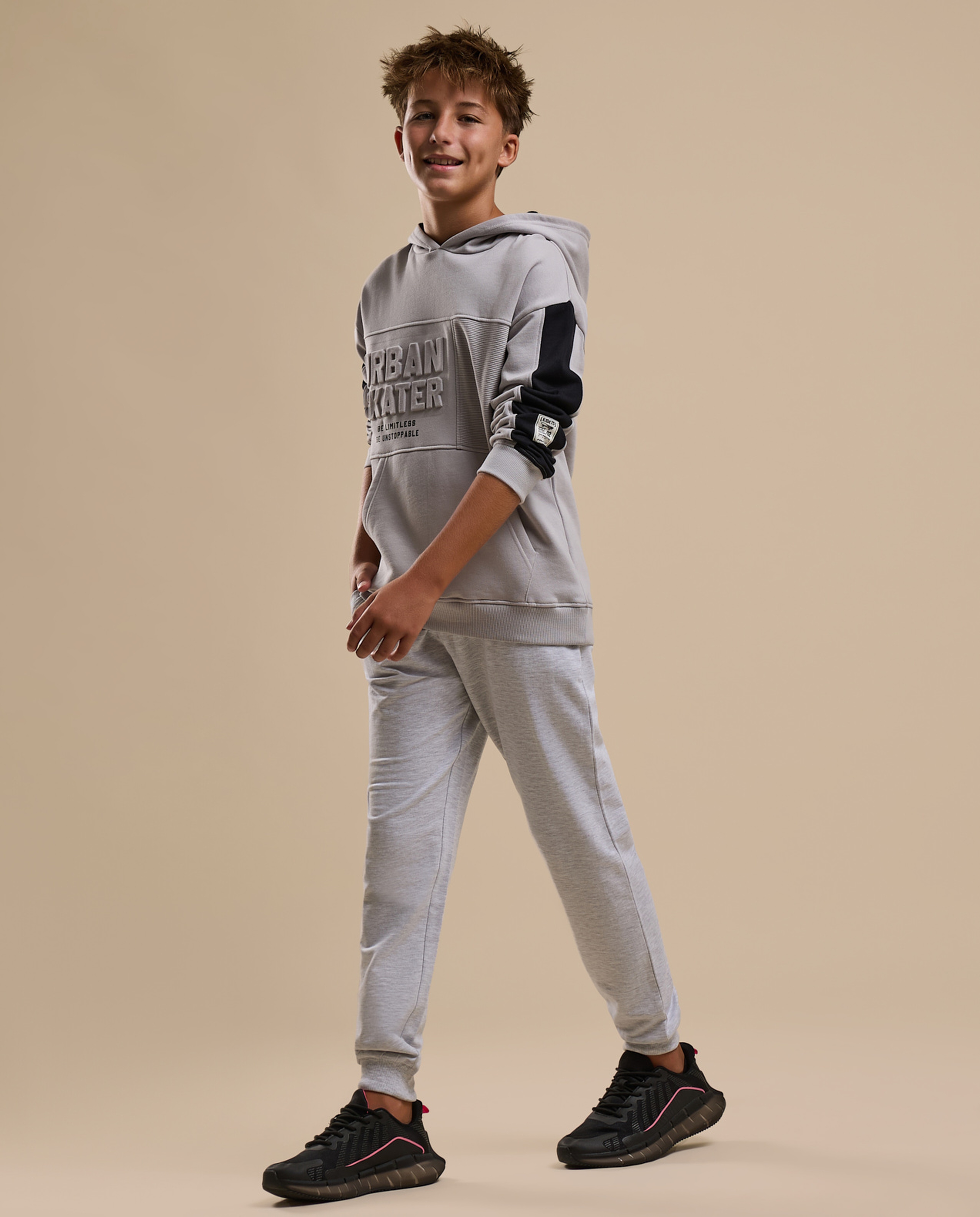 Color Block Hoodie with Long Sleeves