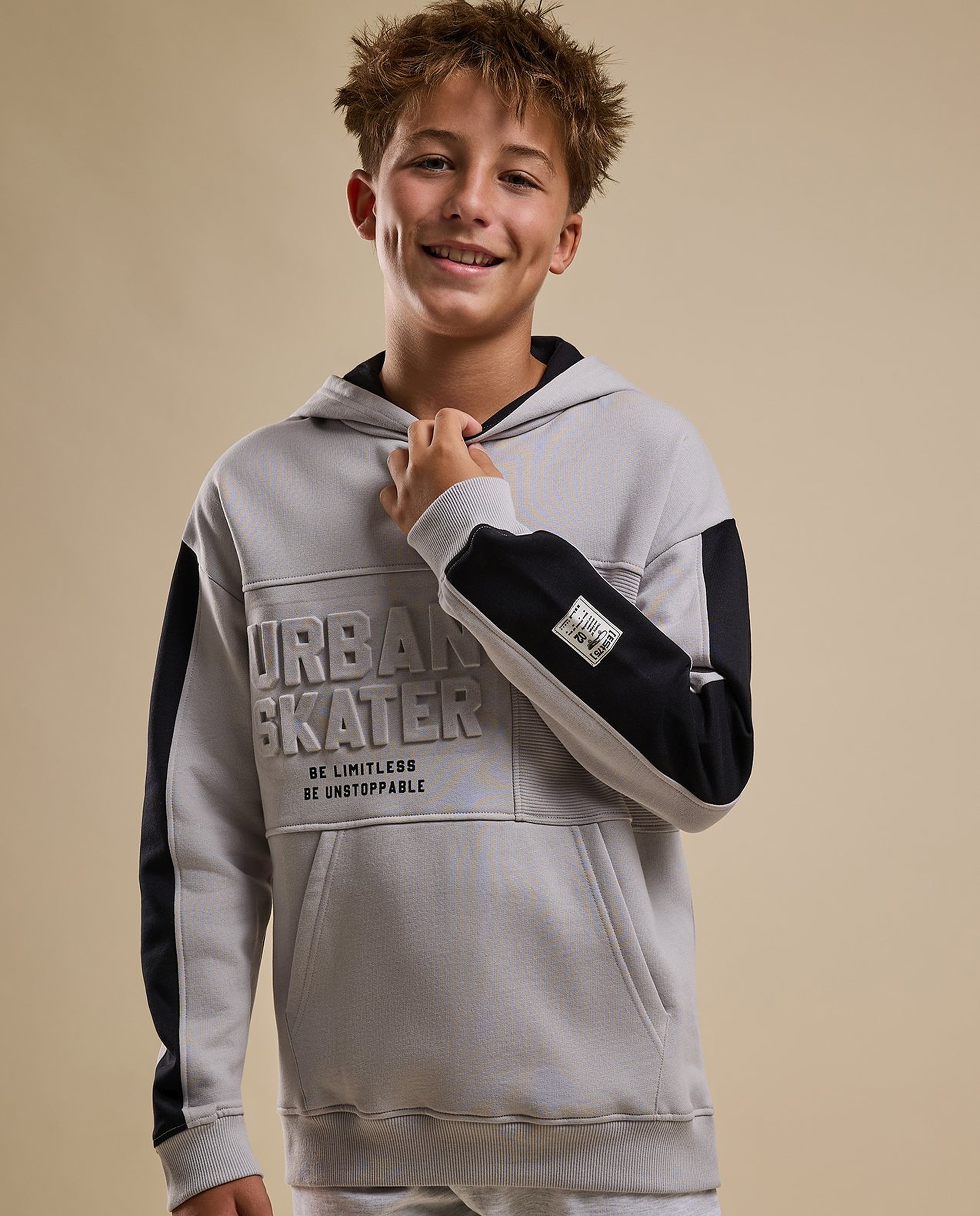 Color Block Hoodie with Long Sleeves