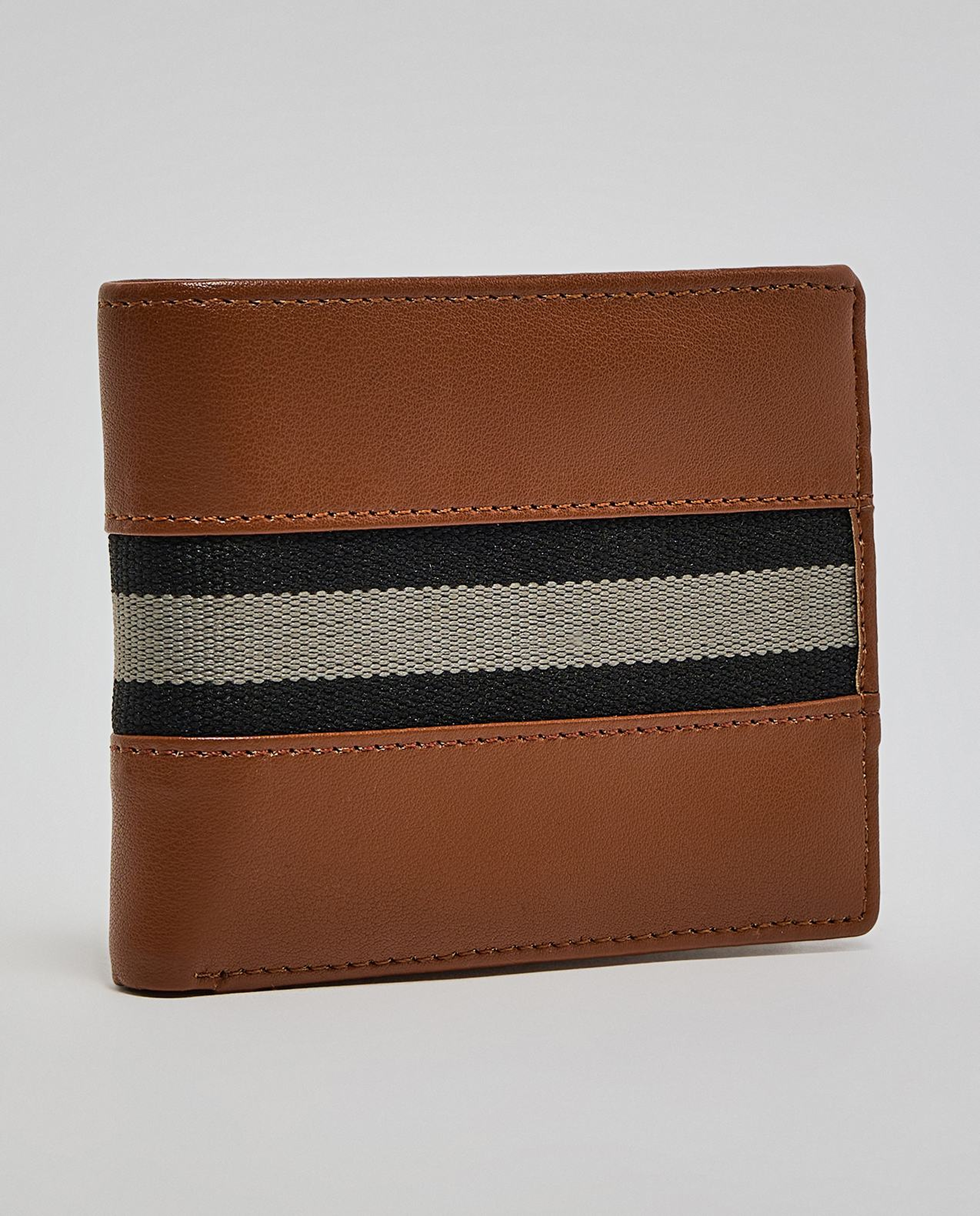 Contrast Detail Bi-Fold Wallet