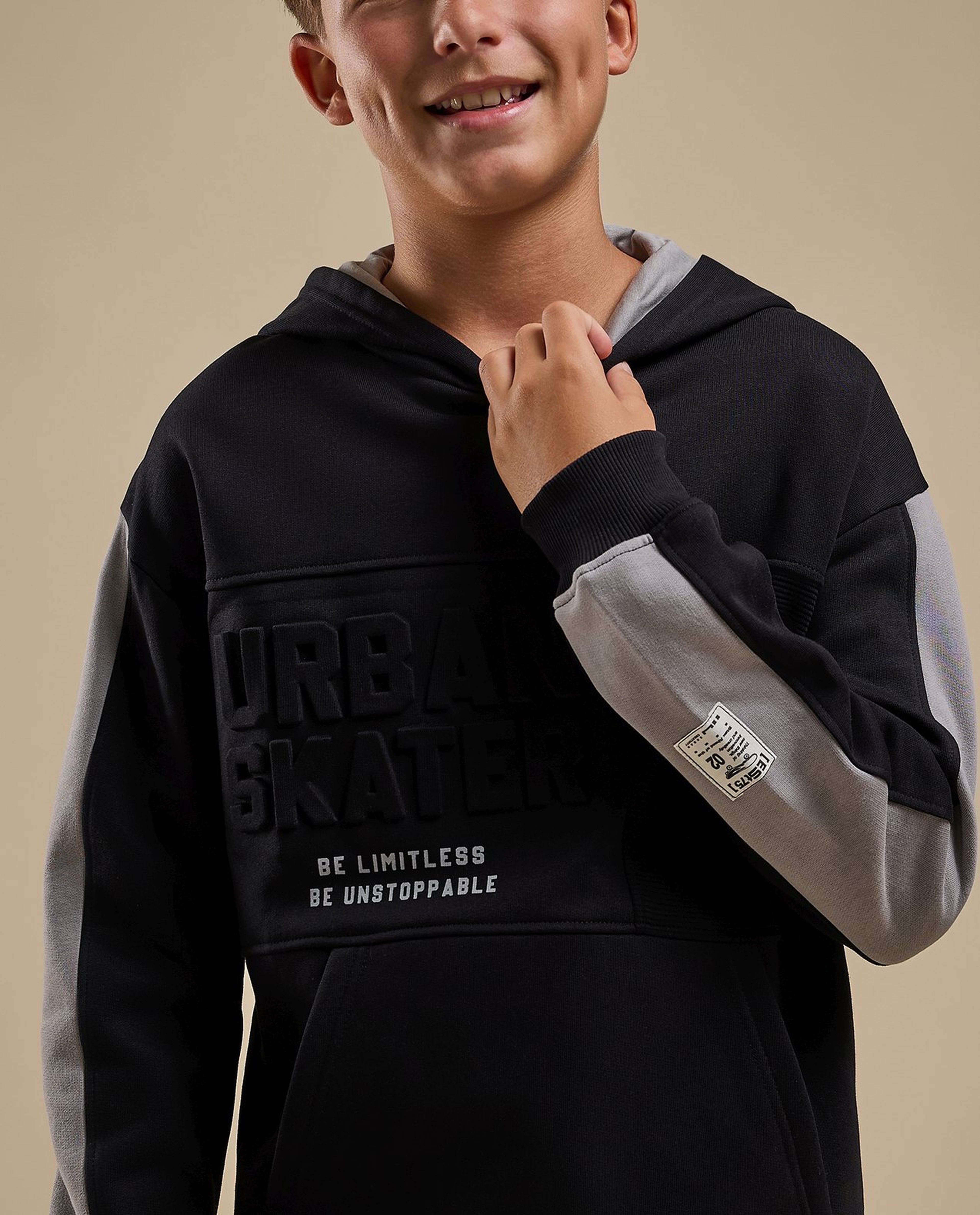 Color Block Hoodie with Long Sleeves