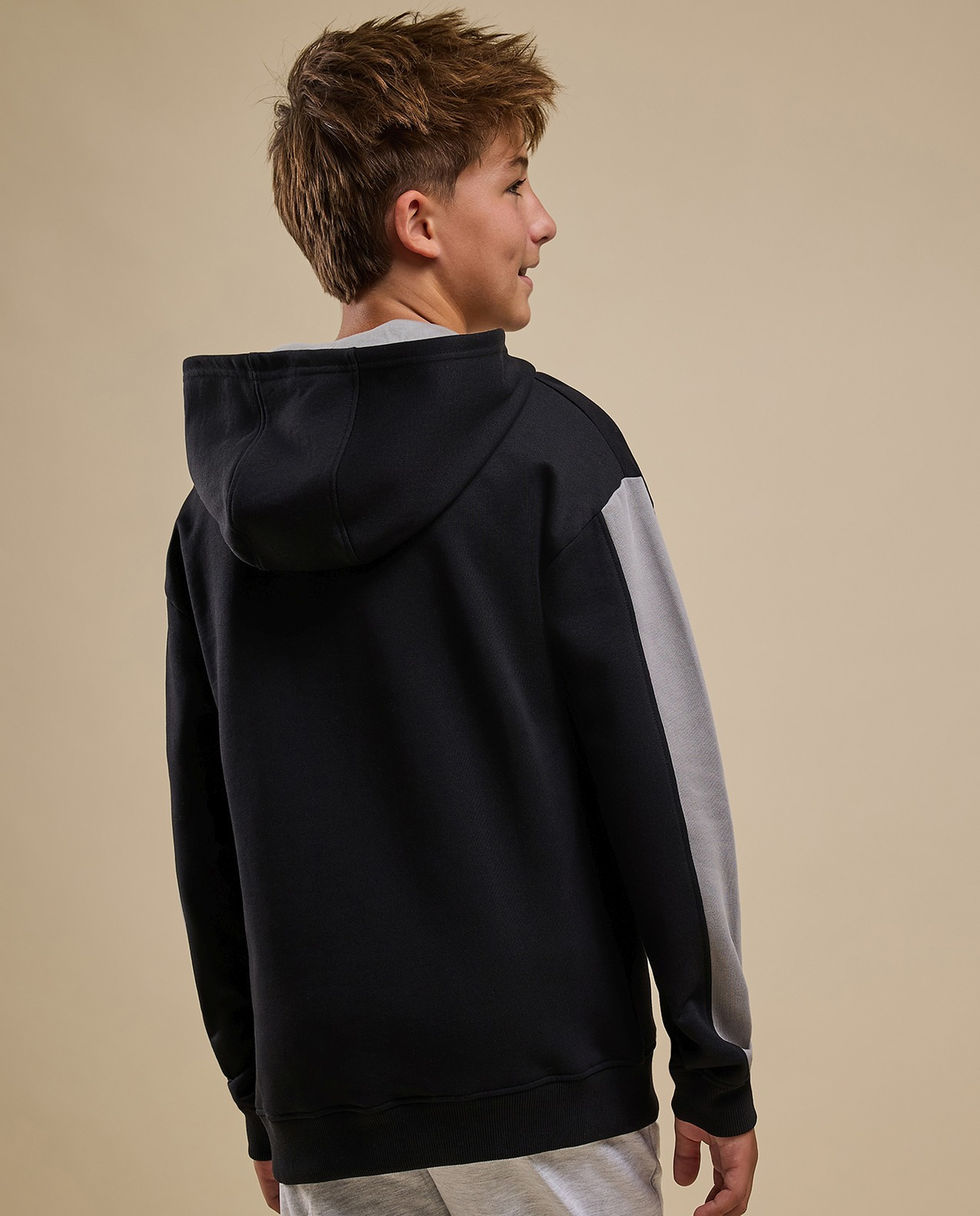 Color Block Hoodie with Long Sleeves