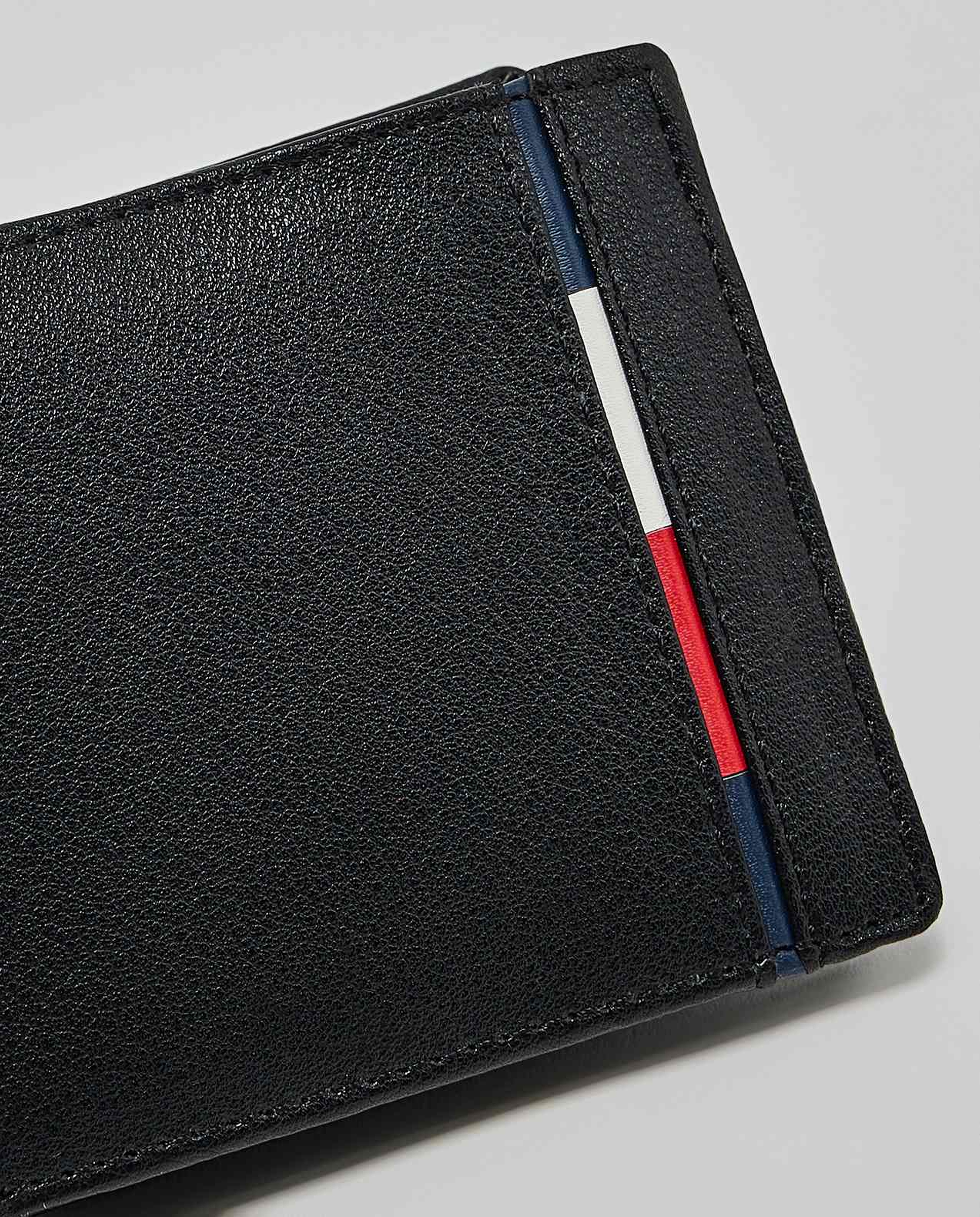 Contrast Detail Bi-Fold Wallet