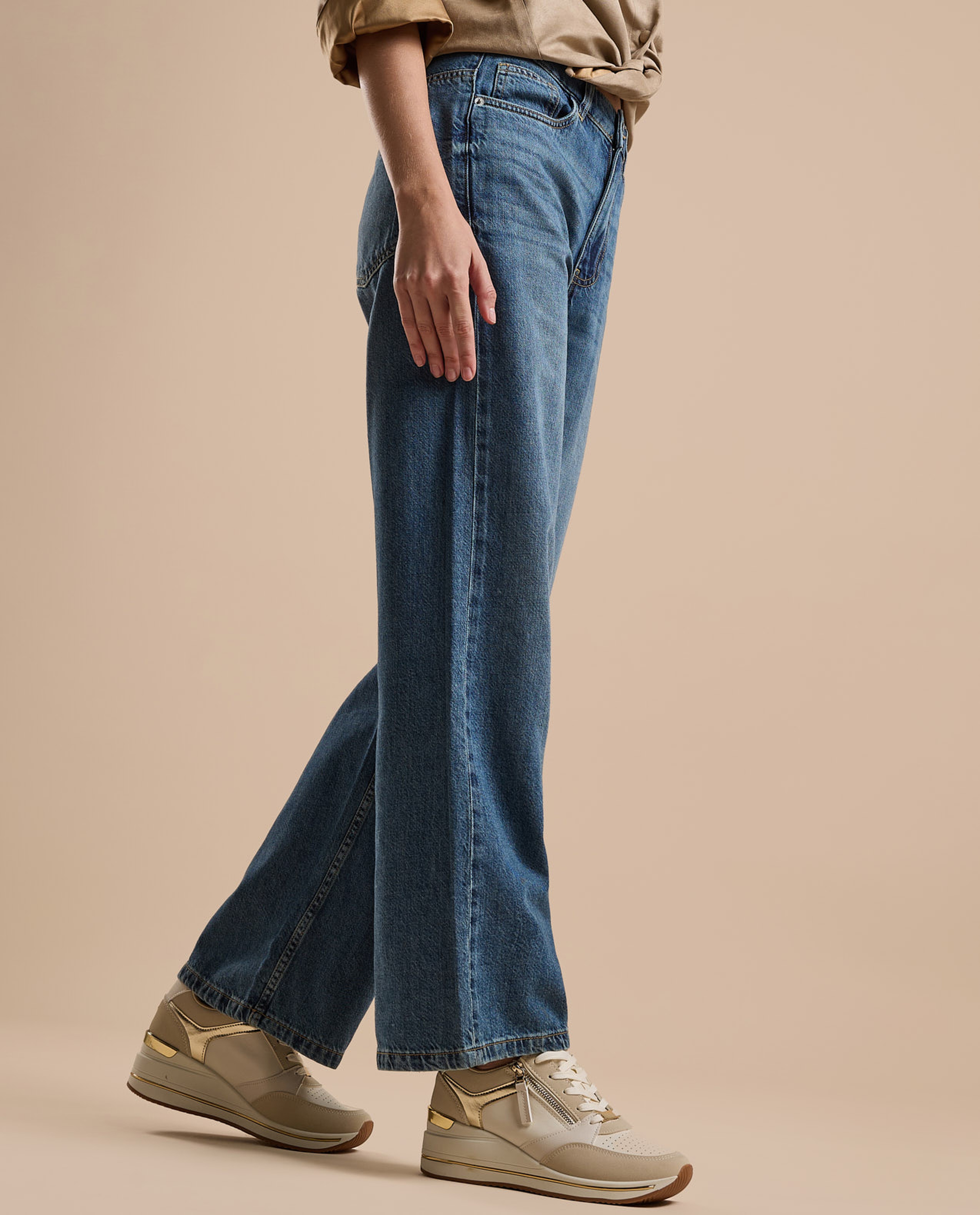 Faded Baggy Jeans with Button Closure
