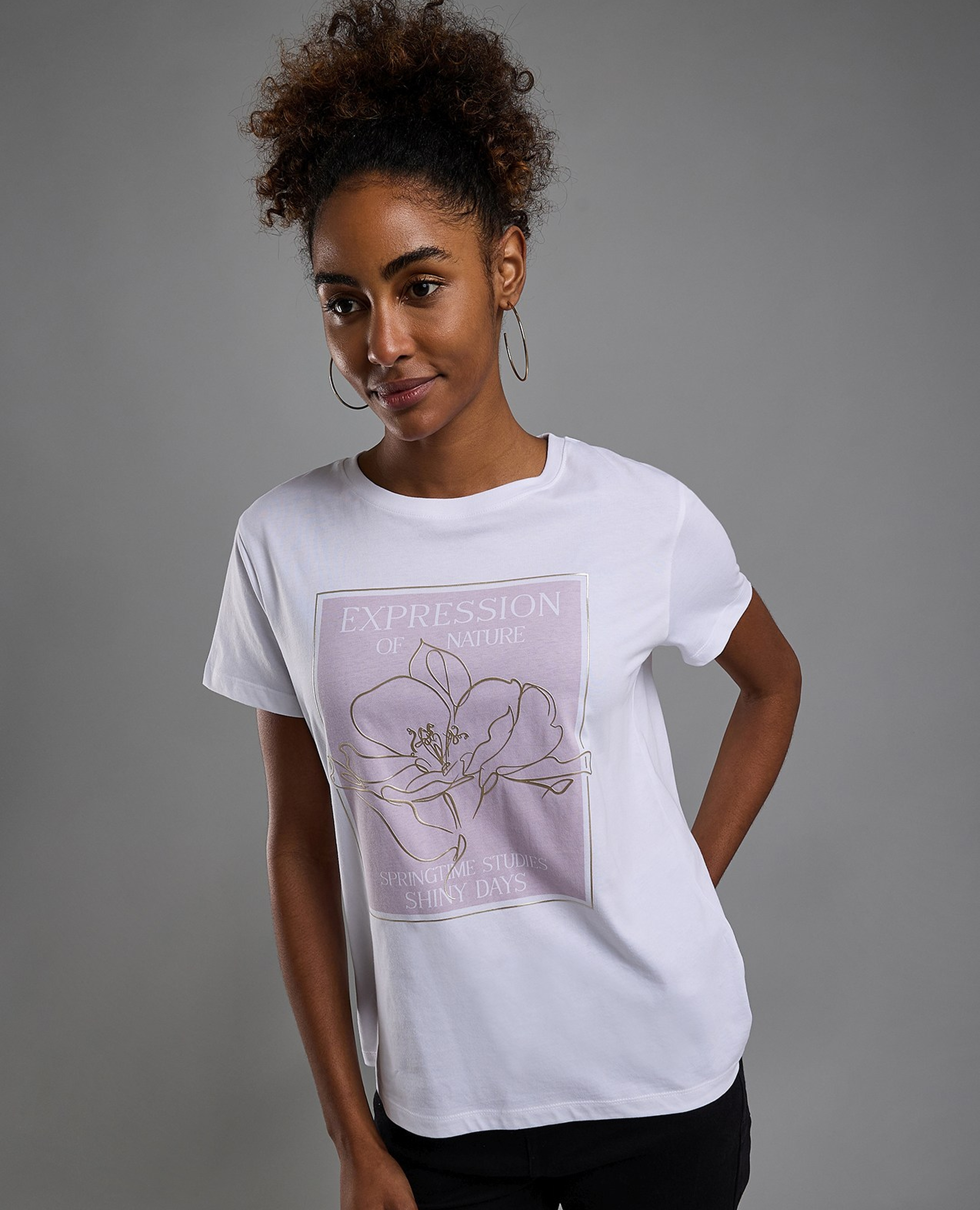 Graphic Print T-Shirt with Crew Neck and Short Sleeves