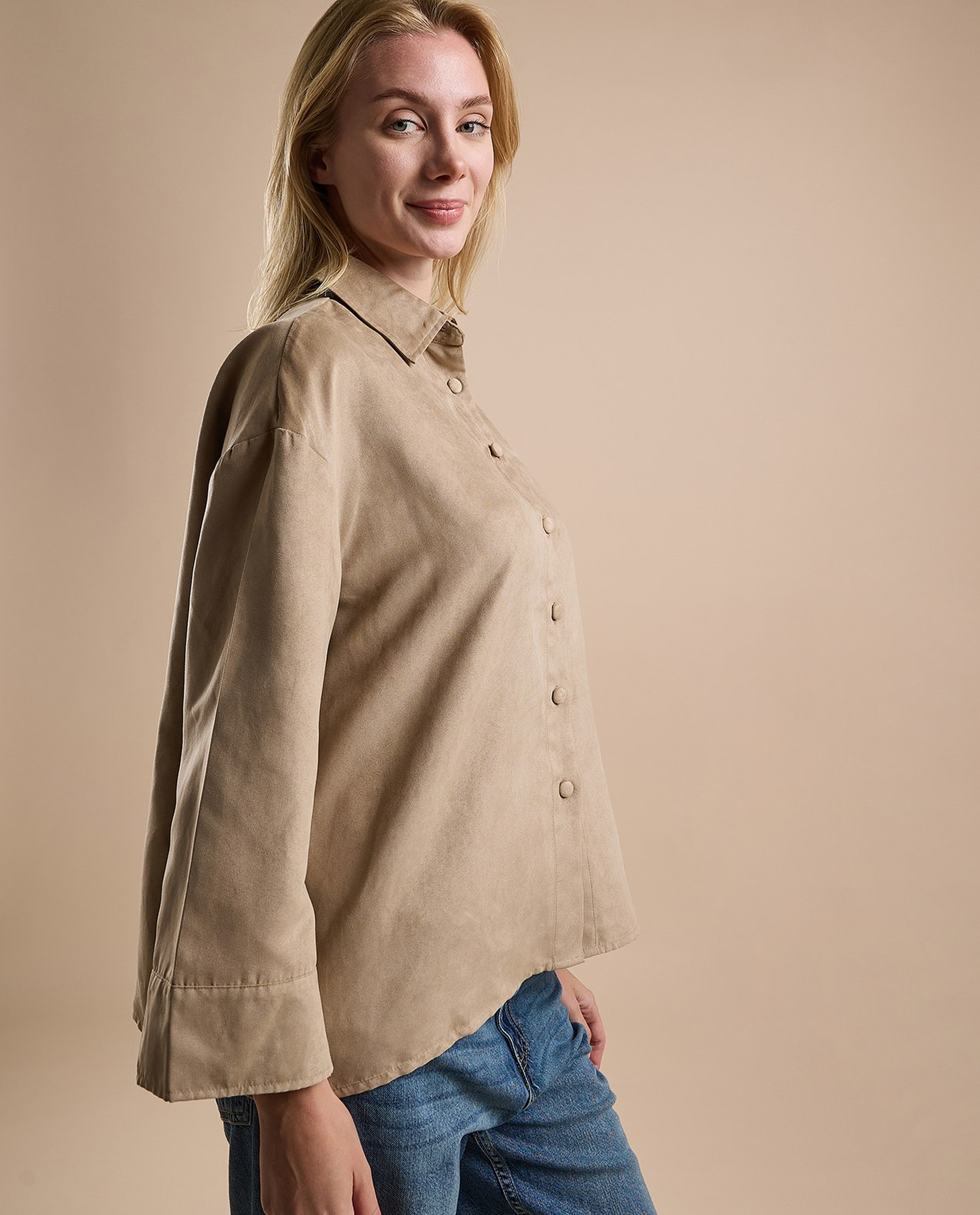 Solid Shirt with Classic Shirt with Long Sleeves