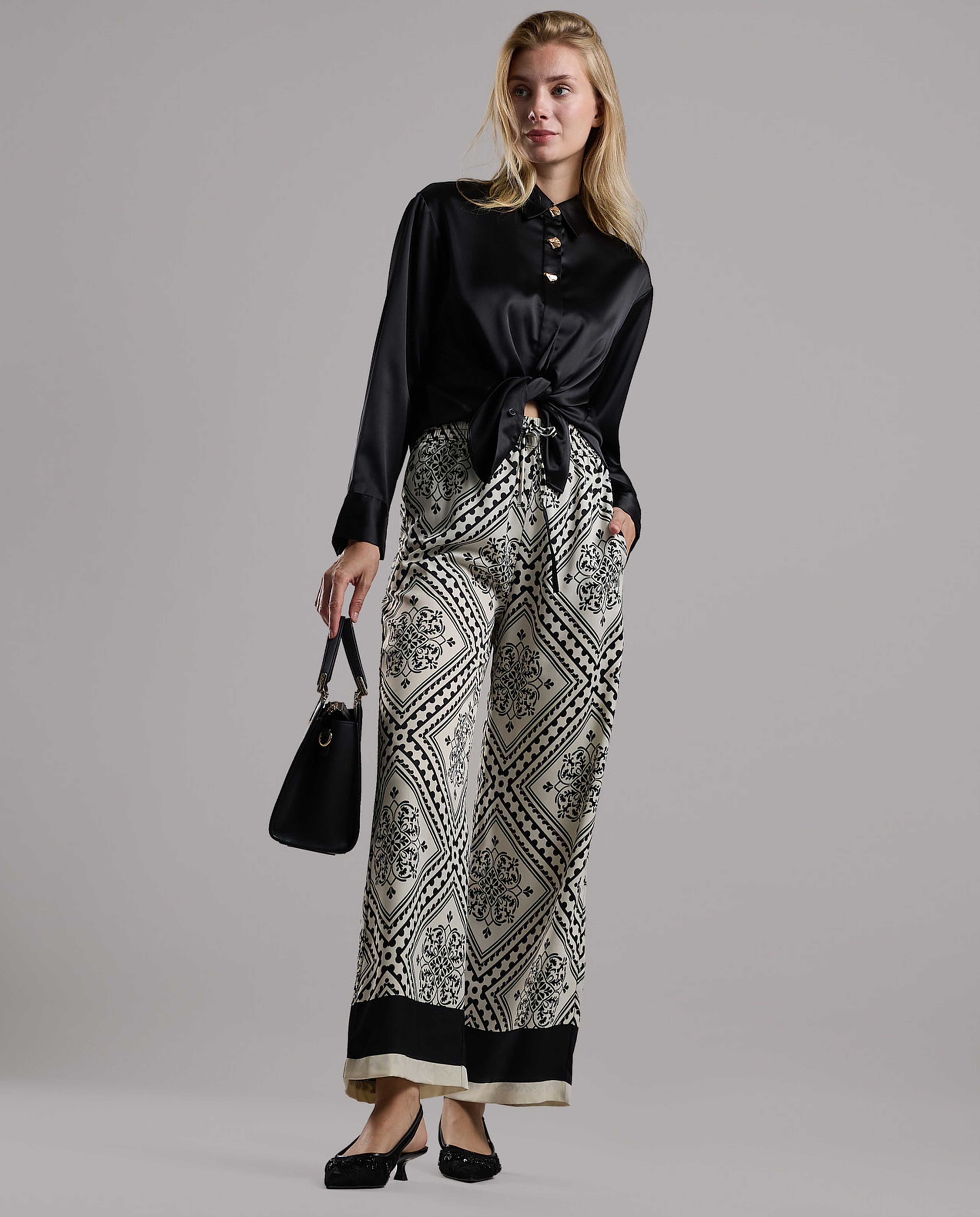 Solid Shirt with Classic Collar and Long Sleeves