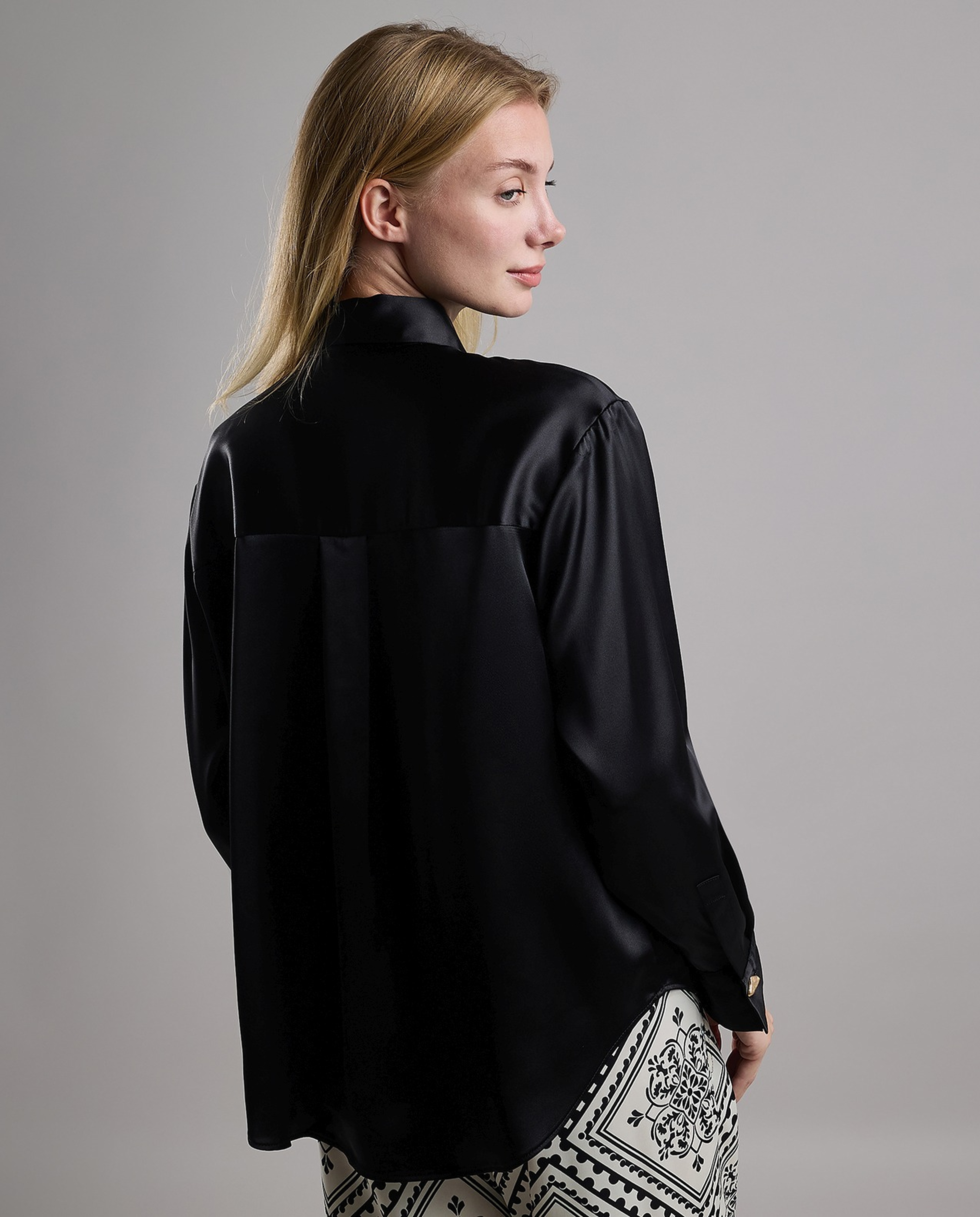 Solid Shirt with Classic Collar and Long Sleeves