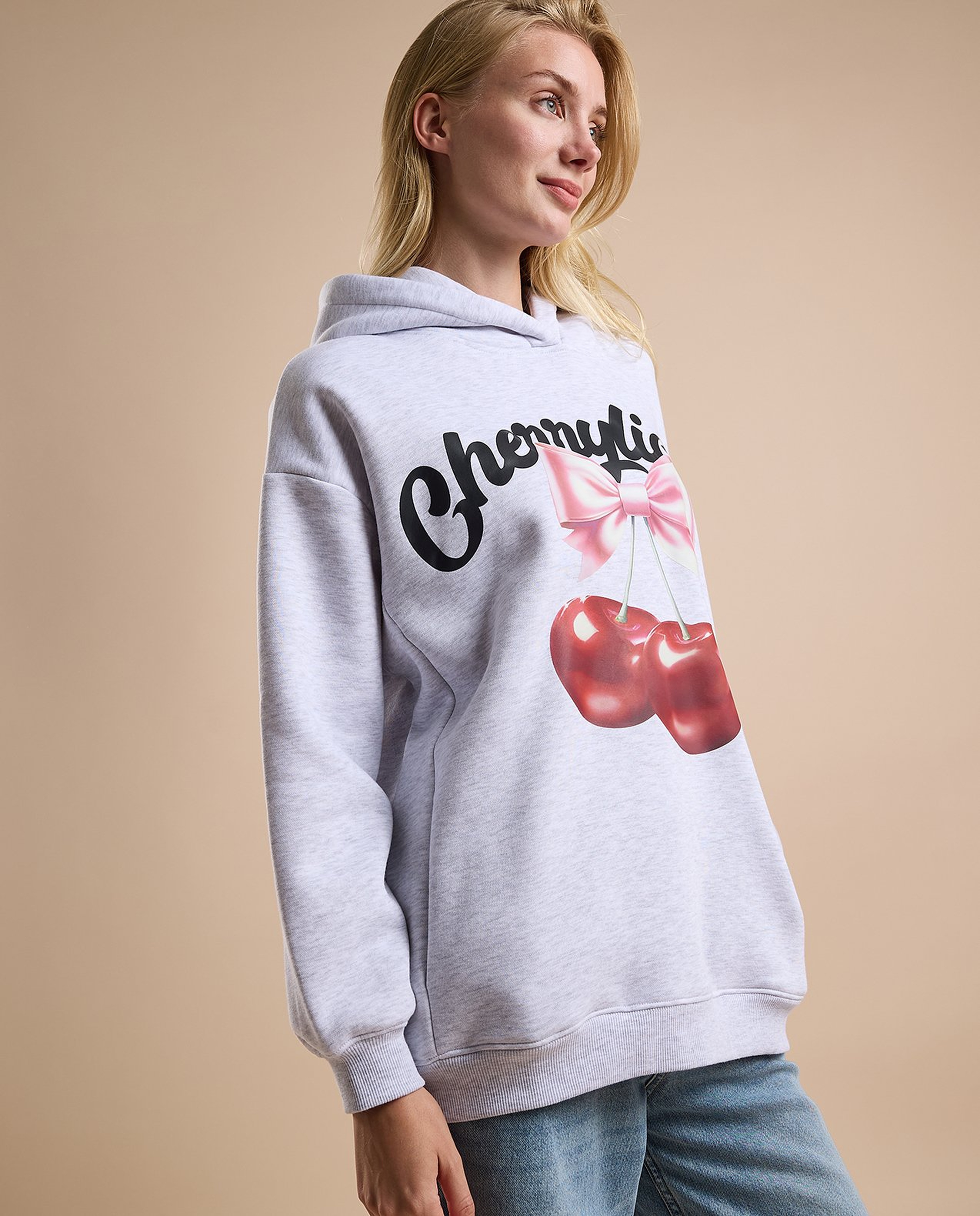 هودي واسع بكم طويل وطبعة