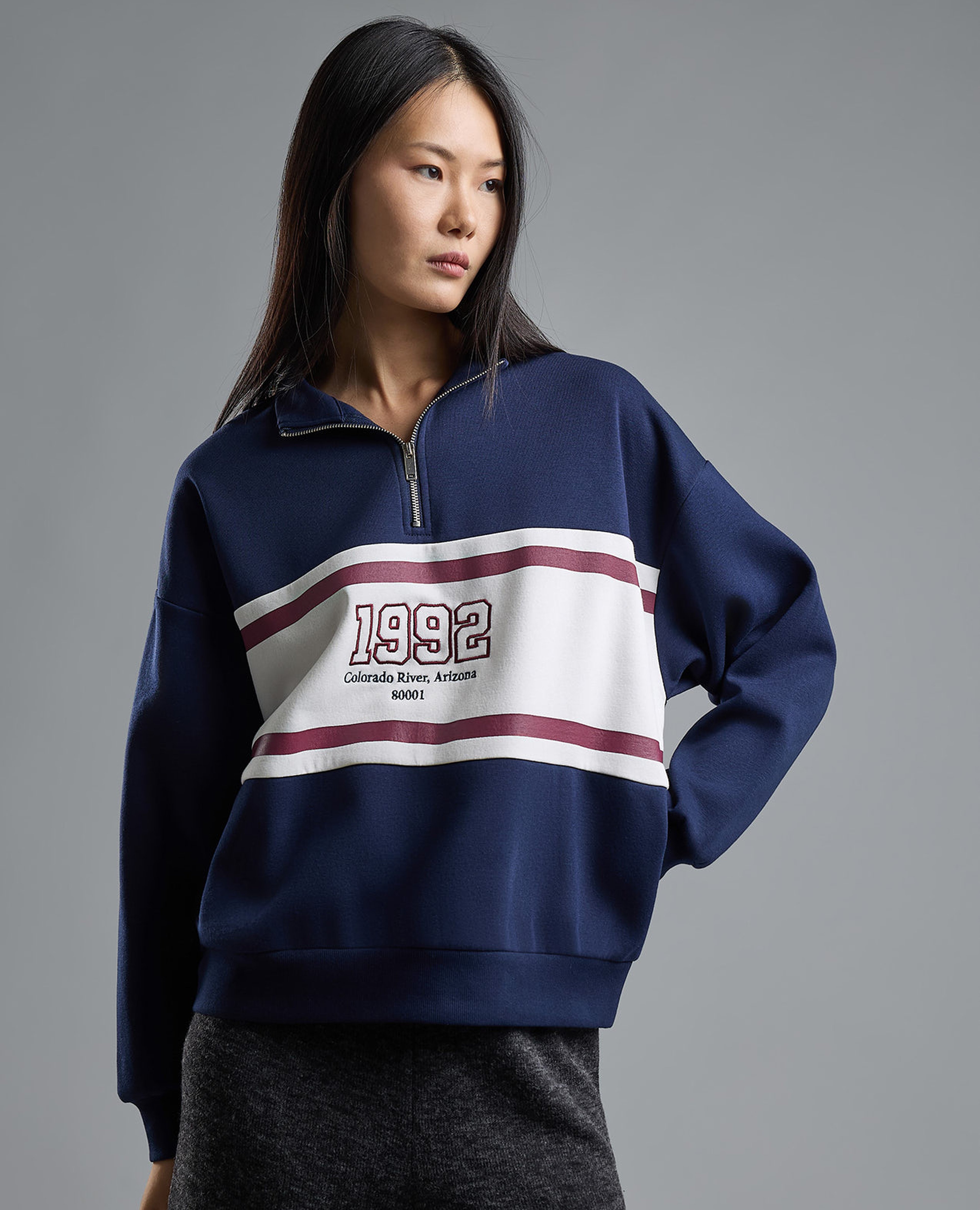 Color Block Oversized Sweatshirt with Long Sleeves