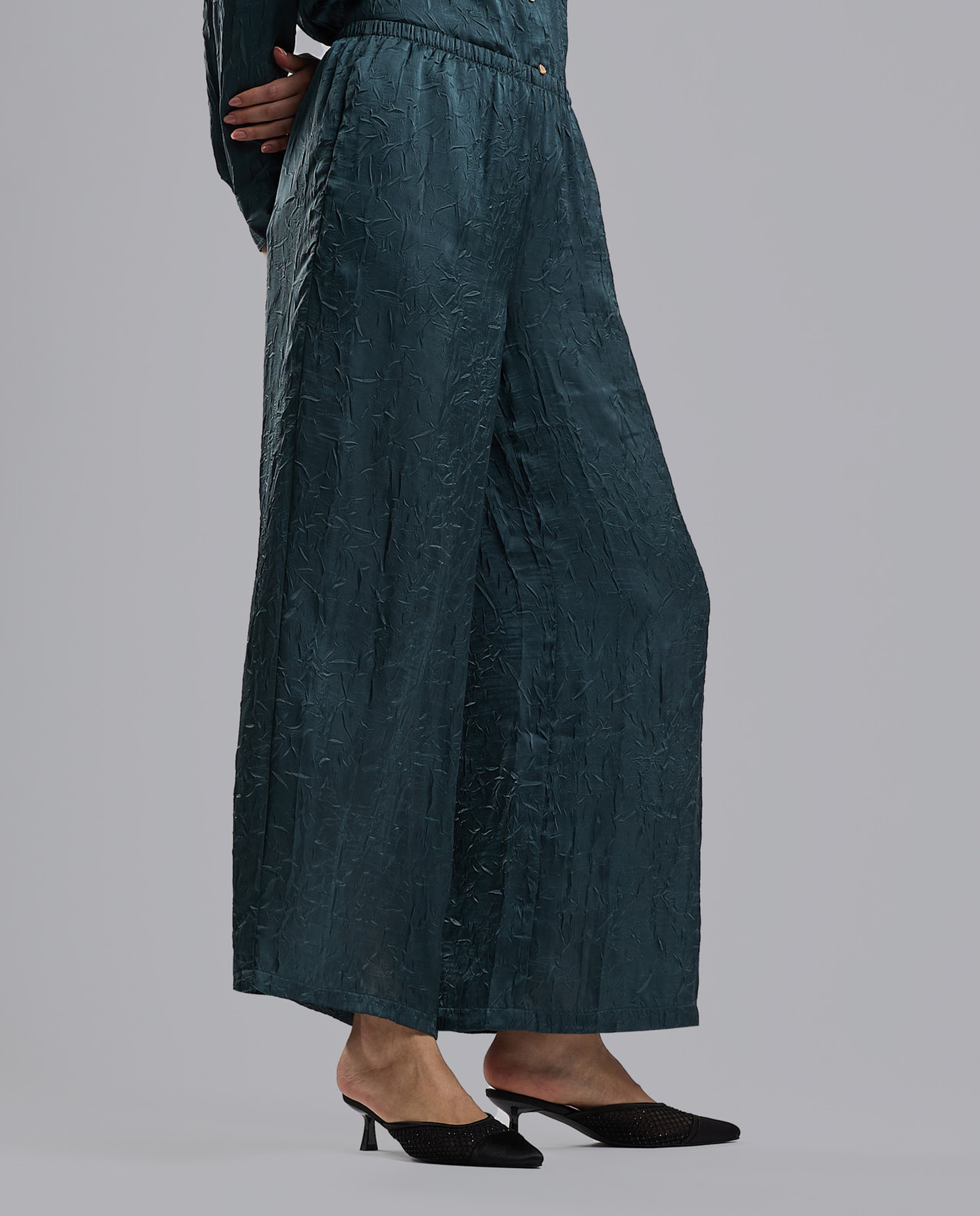 Crinkled Pants with Elastic Waist