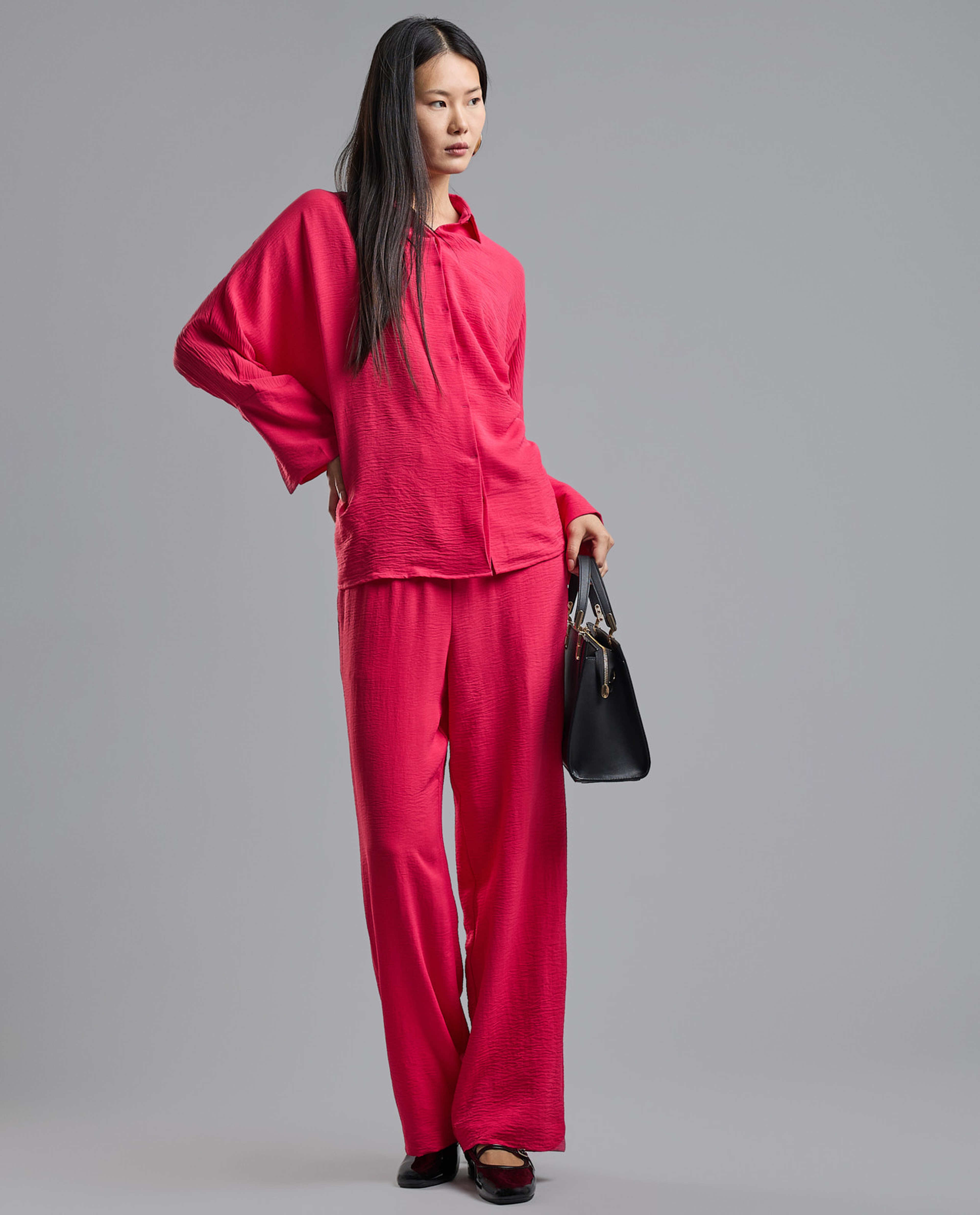 Crinkled Shirt with Classic Collar and Long Sleeves