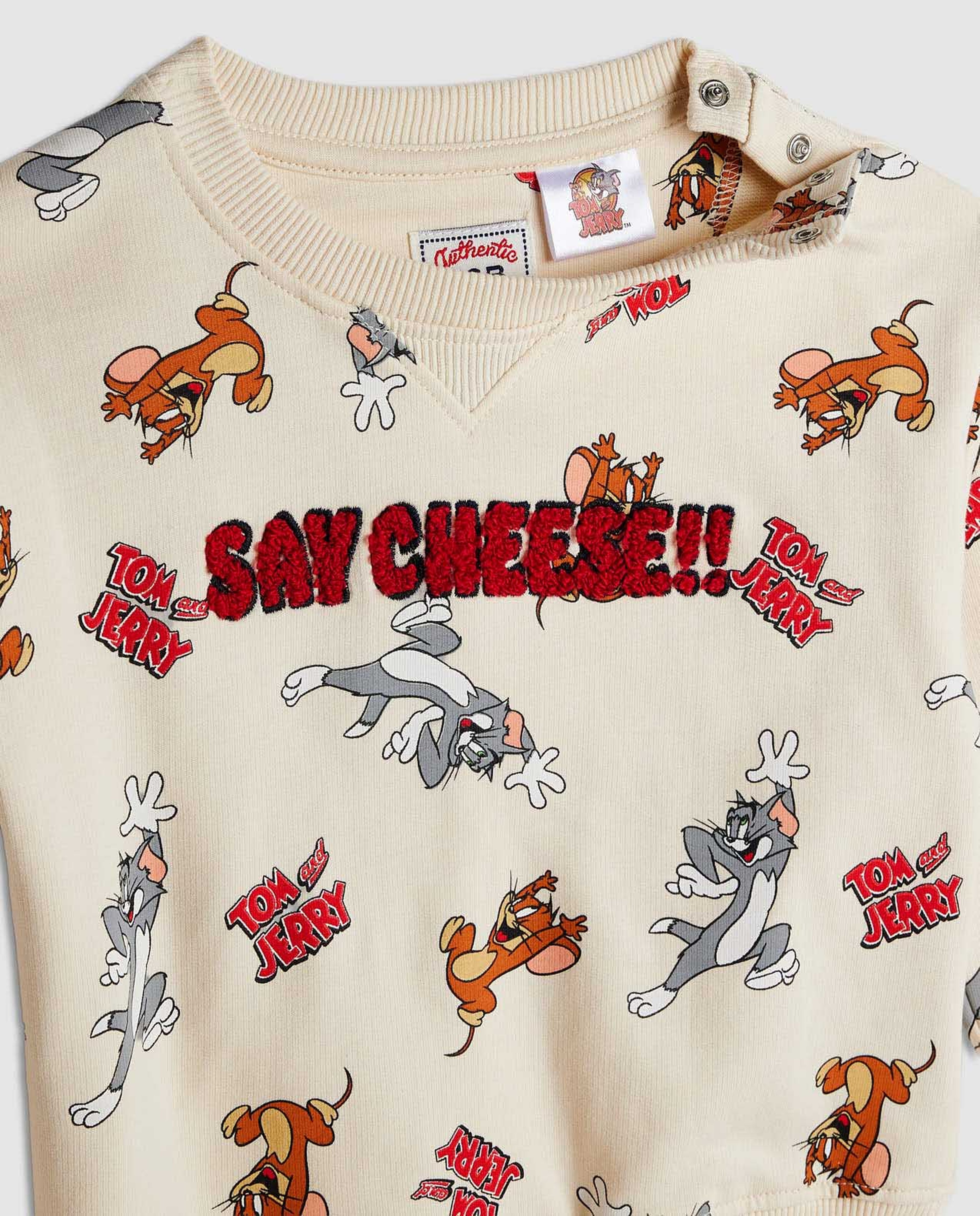 Tom & Jerry Sweatshirt with Crew Neck and Long Sleeves