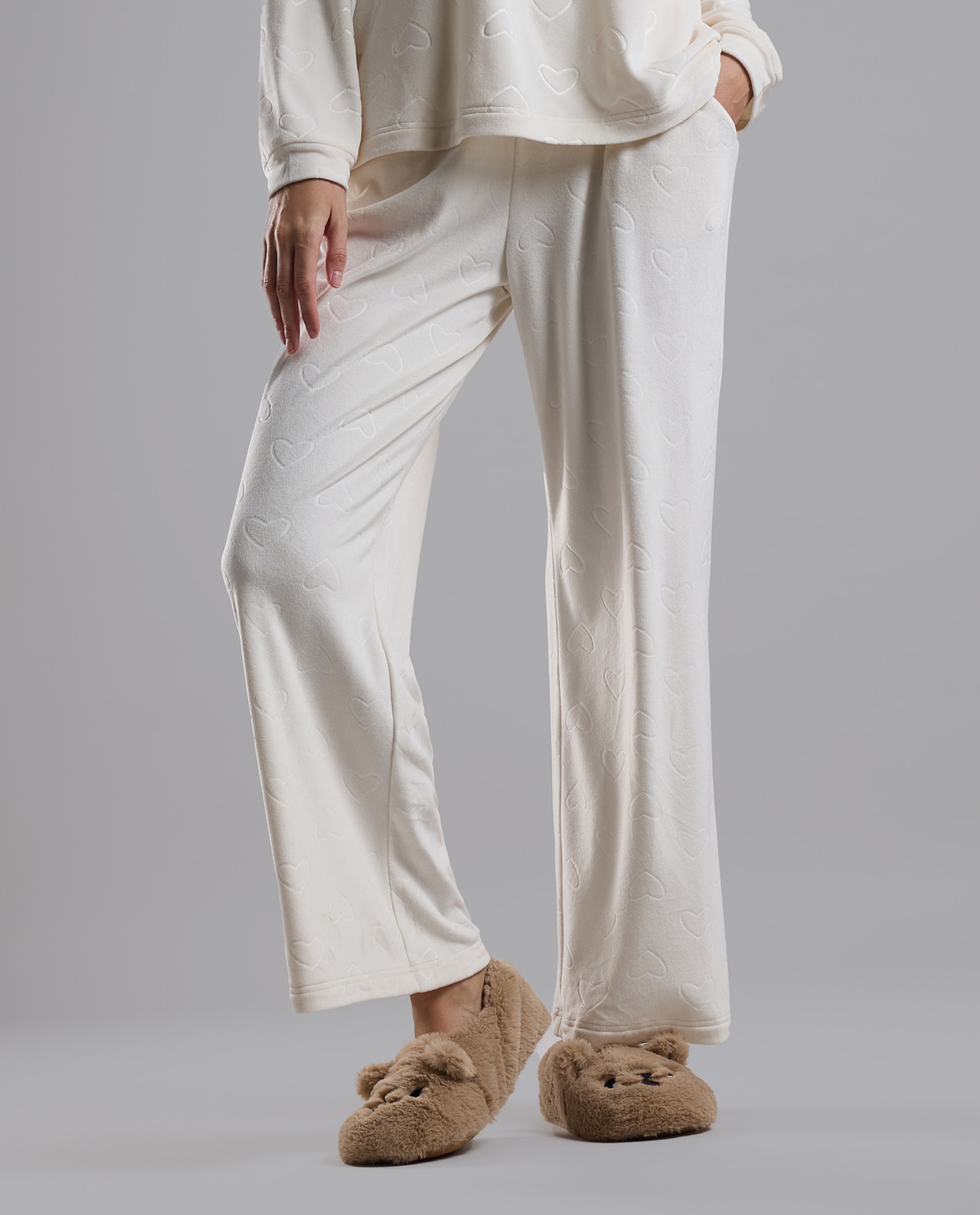 Self Patterned Long Sleeves Pyjama Set