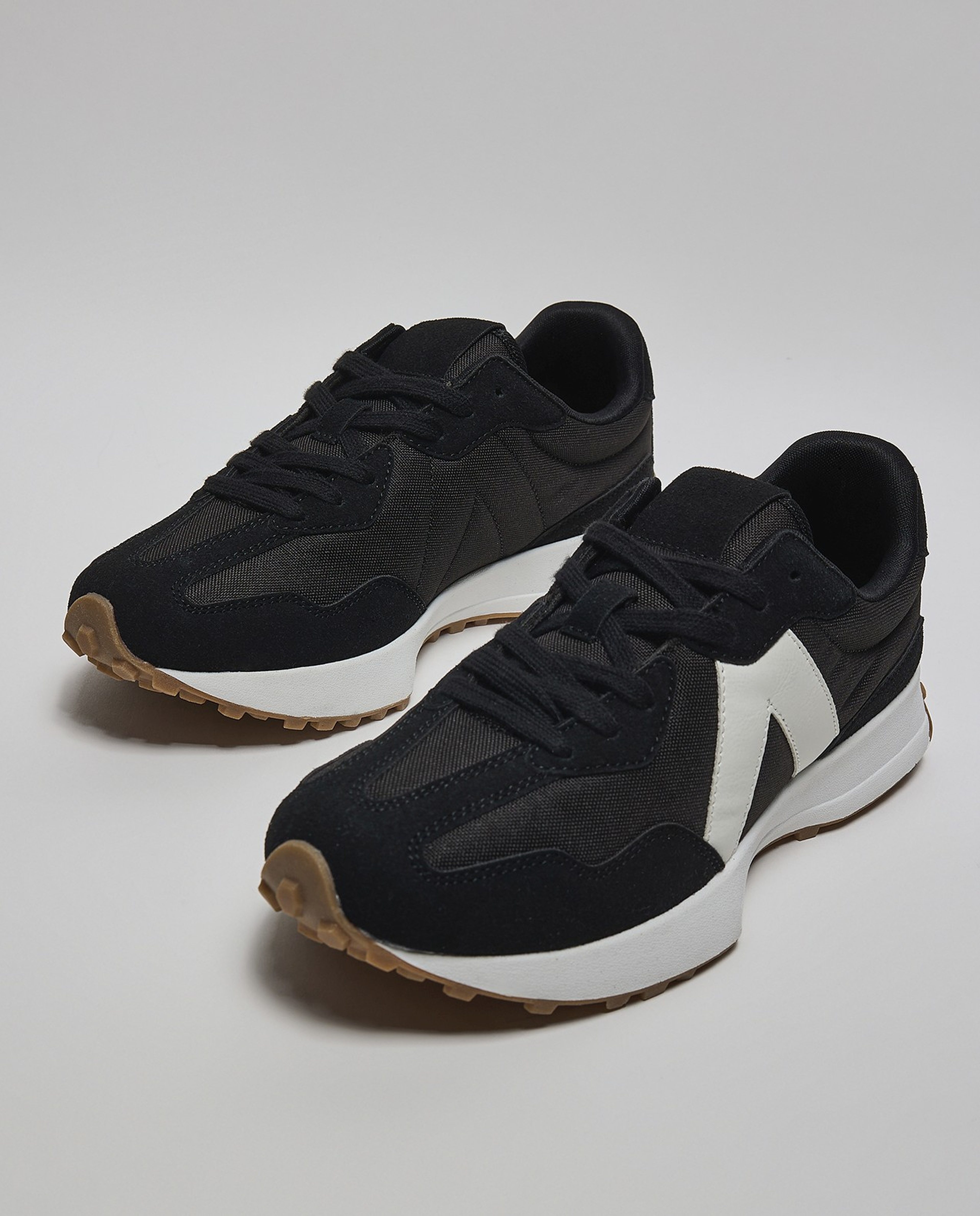 Contrast Trim Sneakers