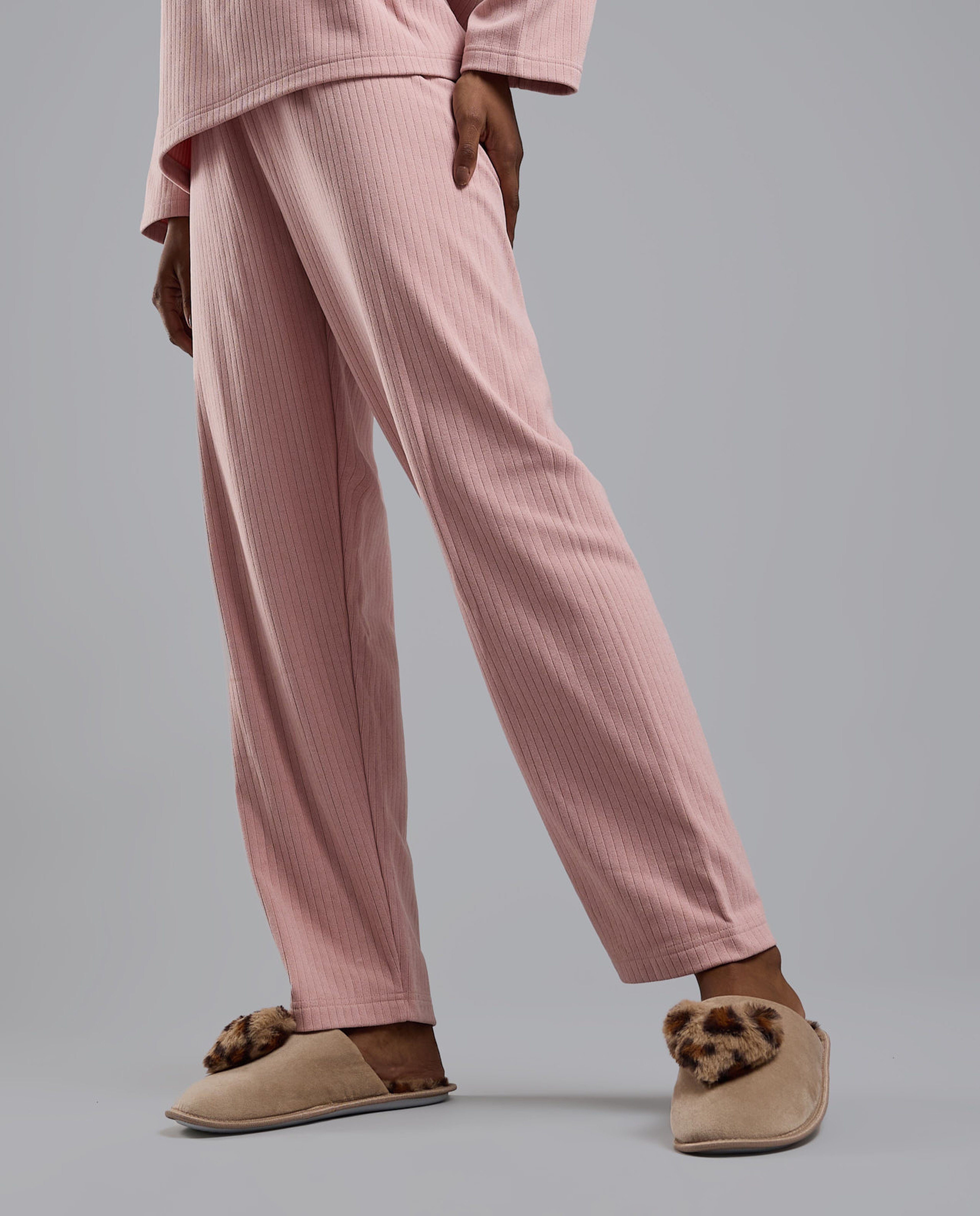 Appliqued Bedroom Slippers