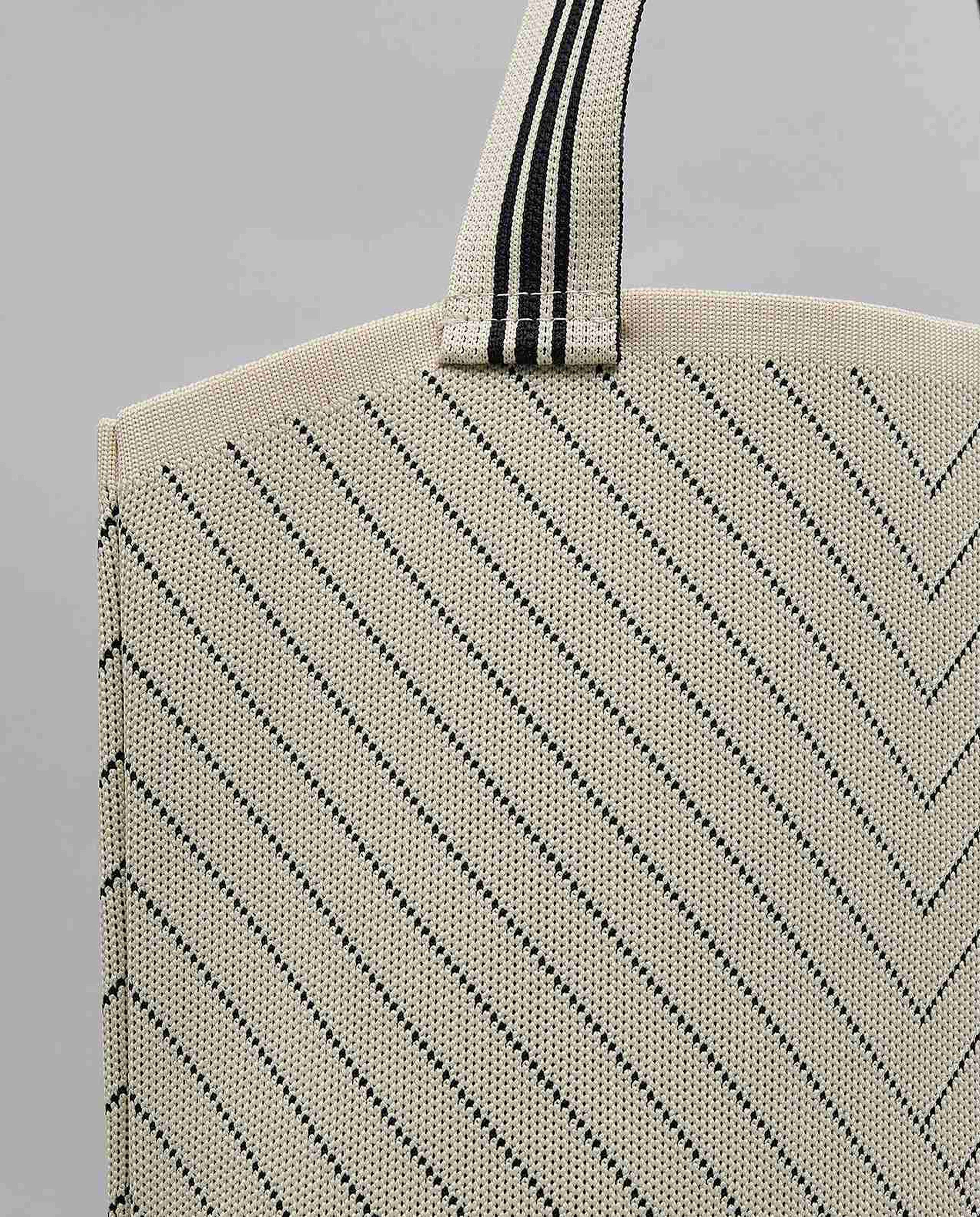 Patterned Shoulder Bag