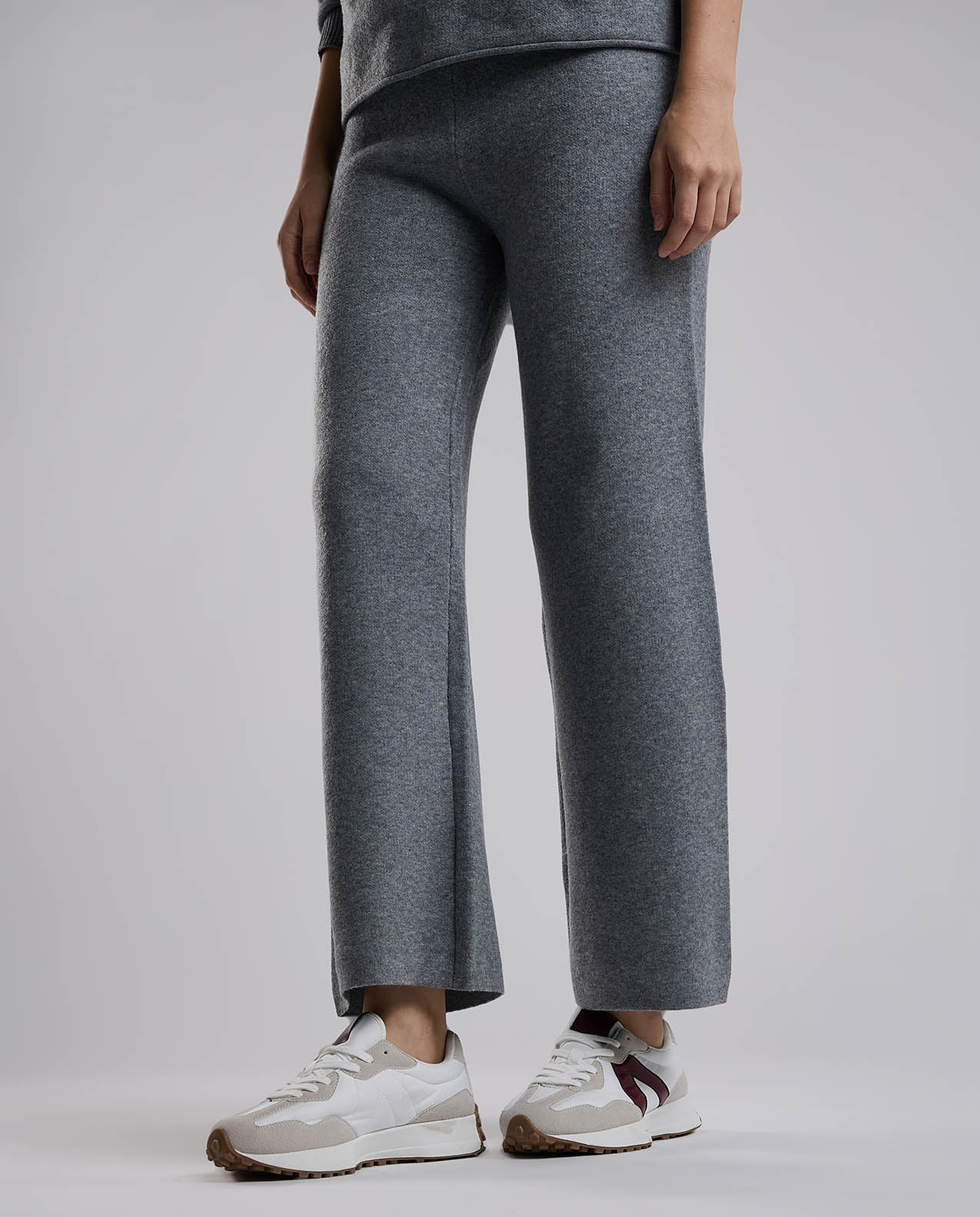 Color Block Lace Up Sneakers