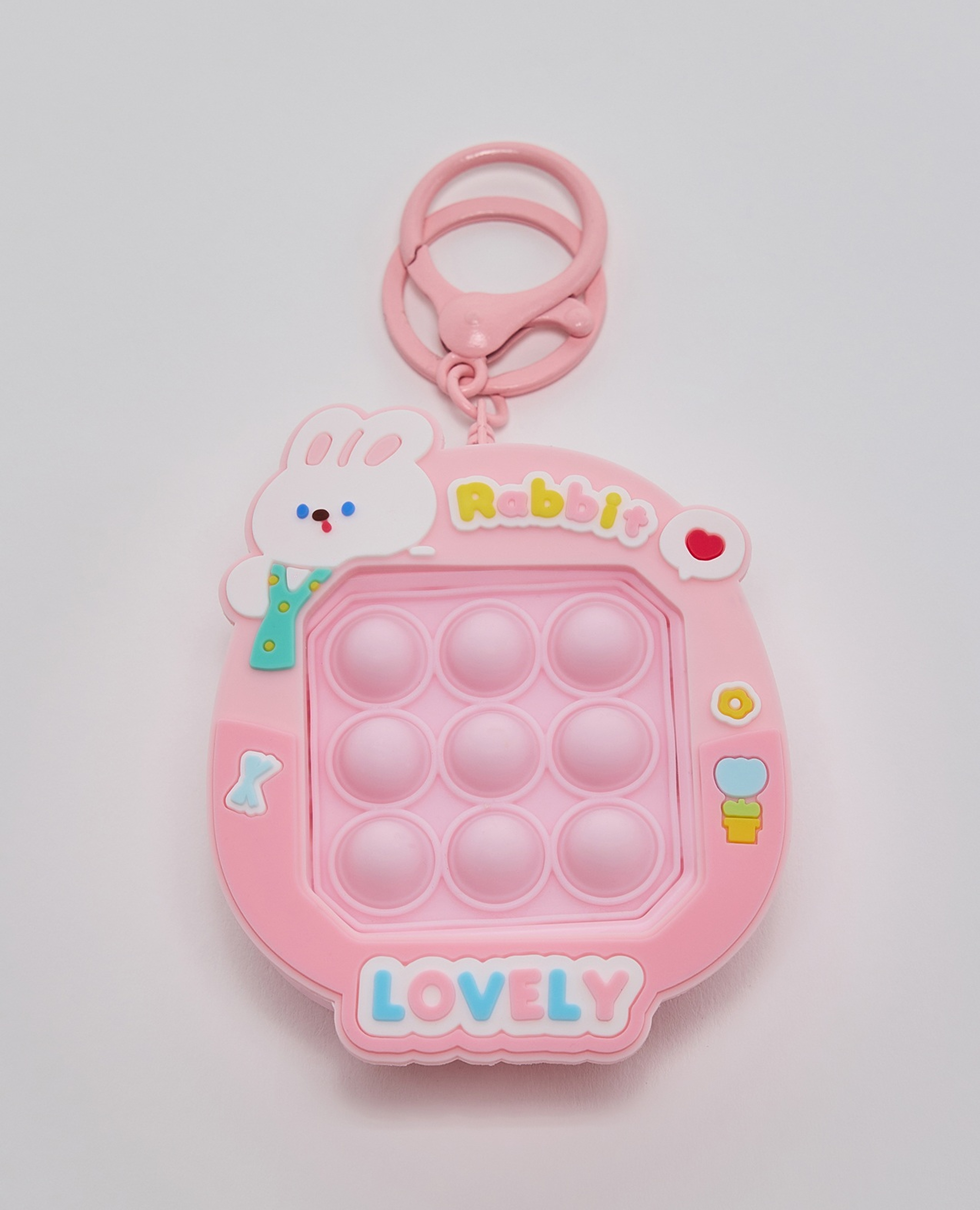 ميدالية مفاتيح بوب إت