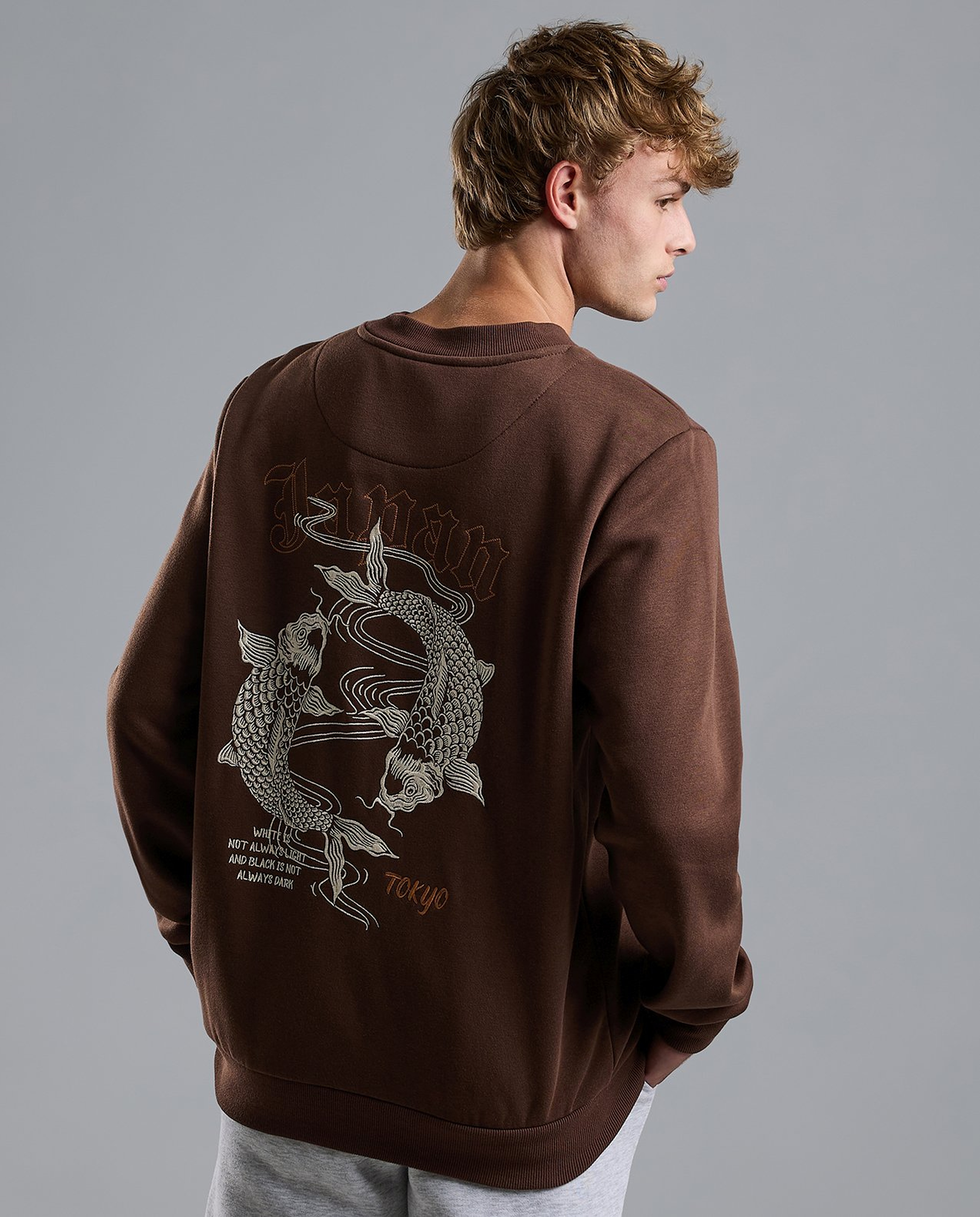Embroidered Sweatshirt with Crew Neck and Long Sleeves
