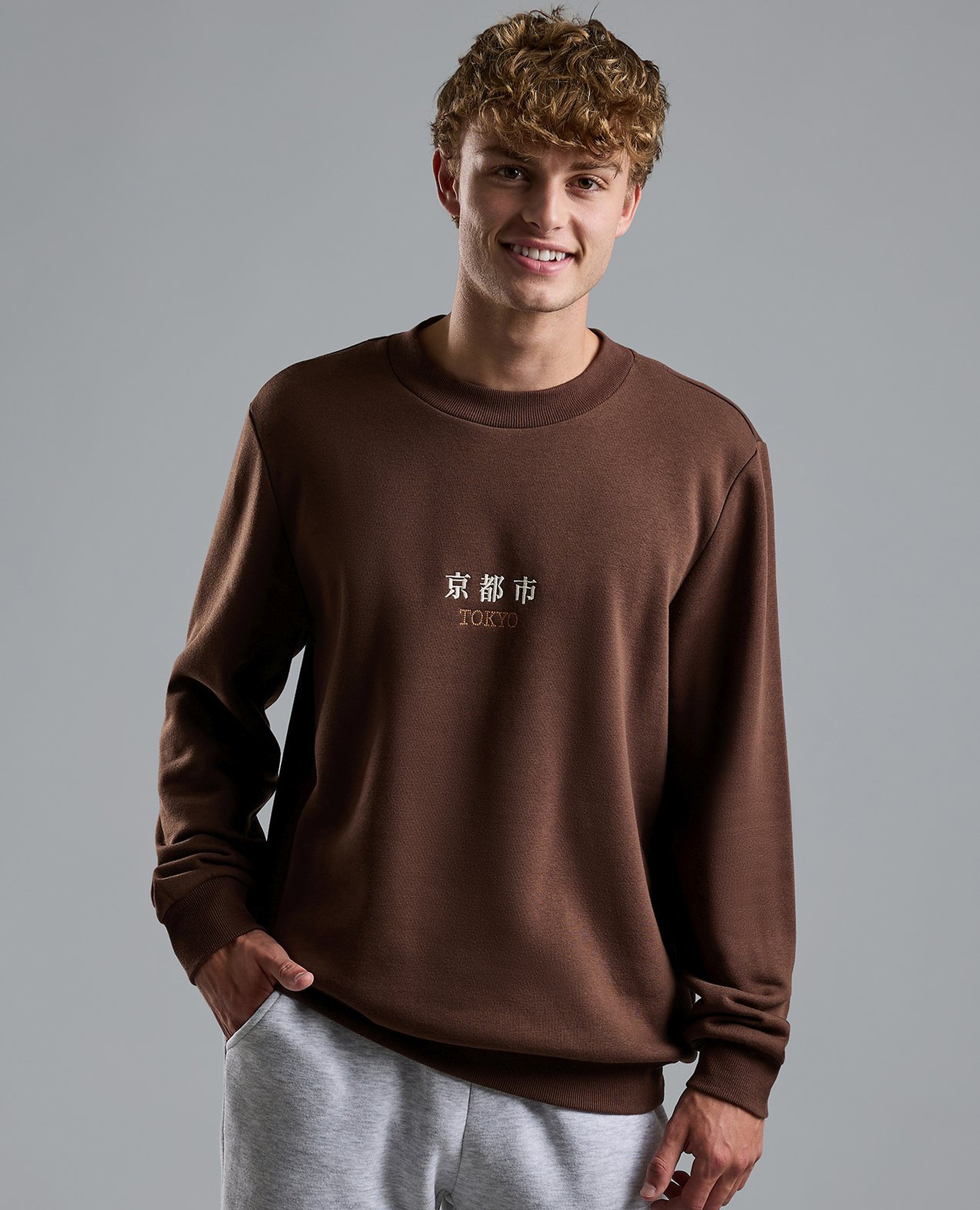 Embroidered Sweatshirt with Crew Neck and Long Sleeves