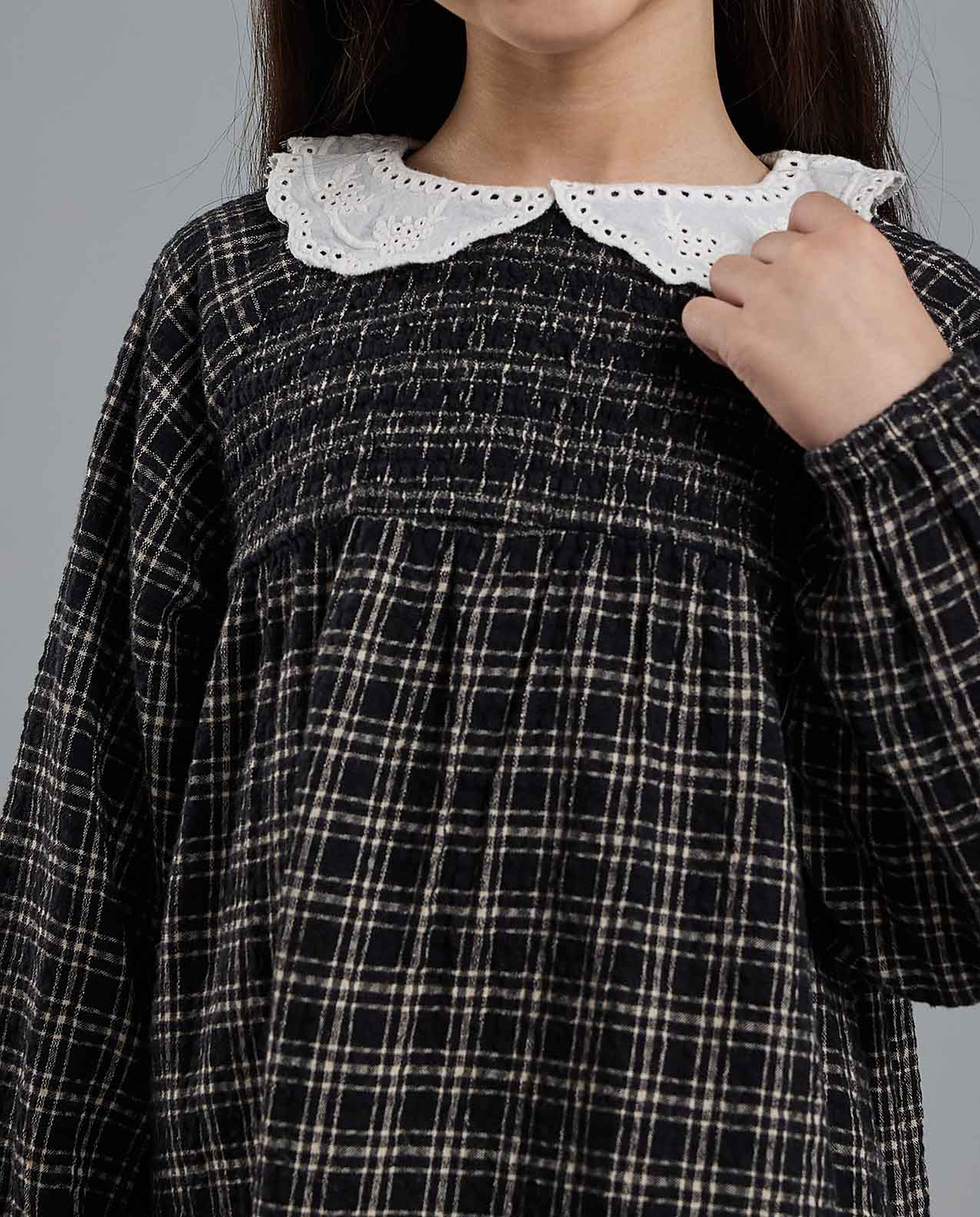 Plaid A-Line Dress with Baby Collar and Long Sleeves