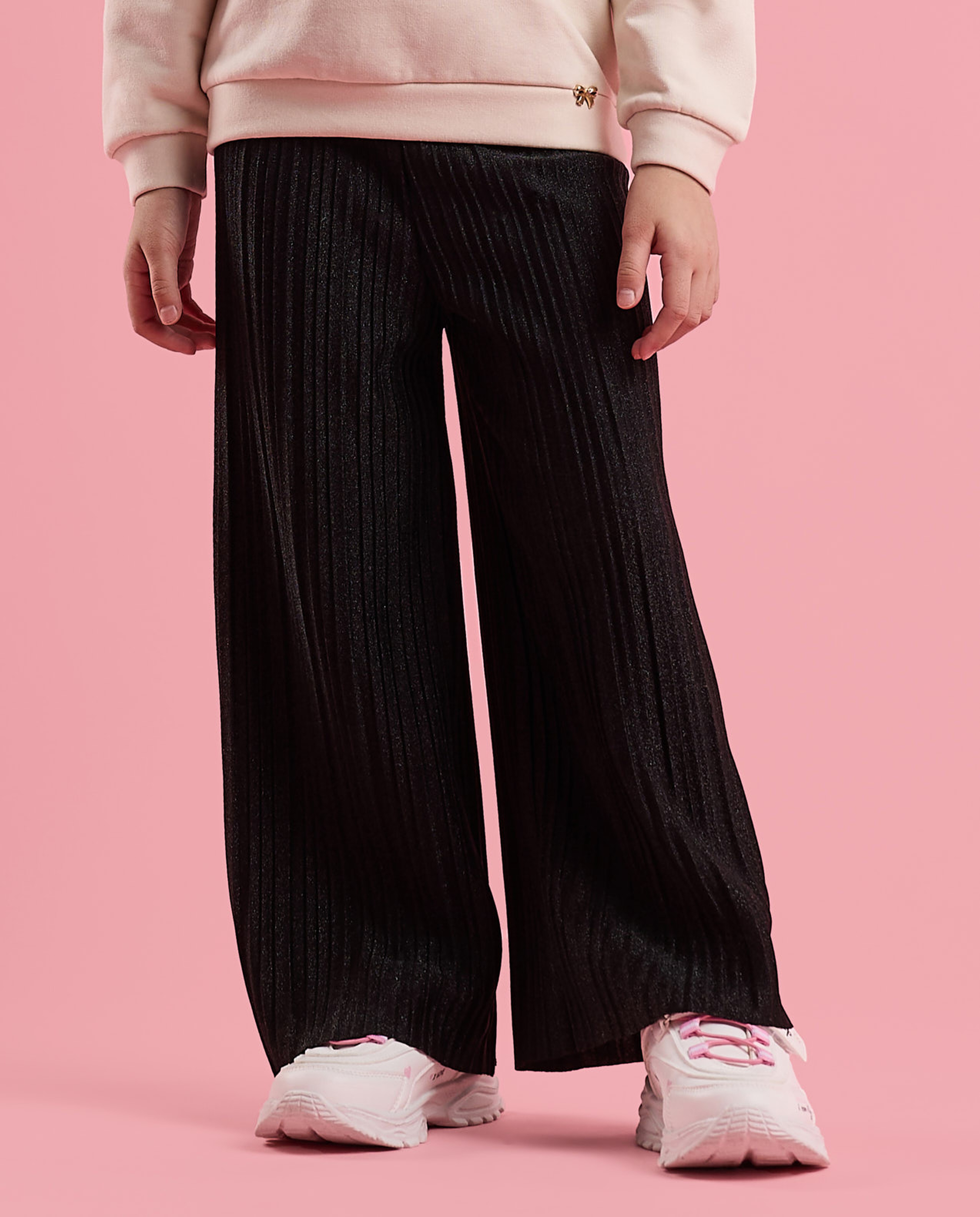 Appliqued Clothing Set