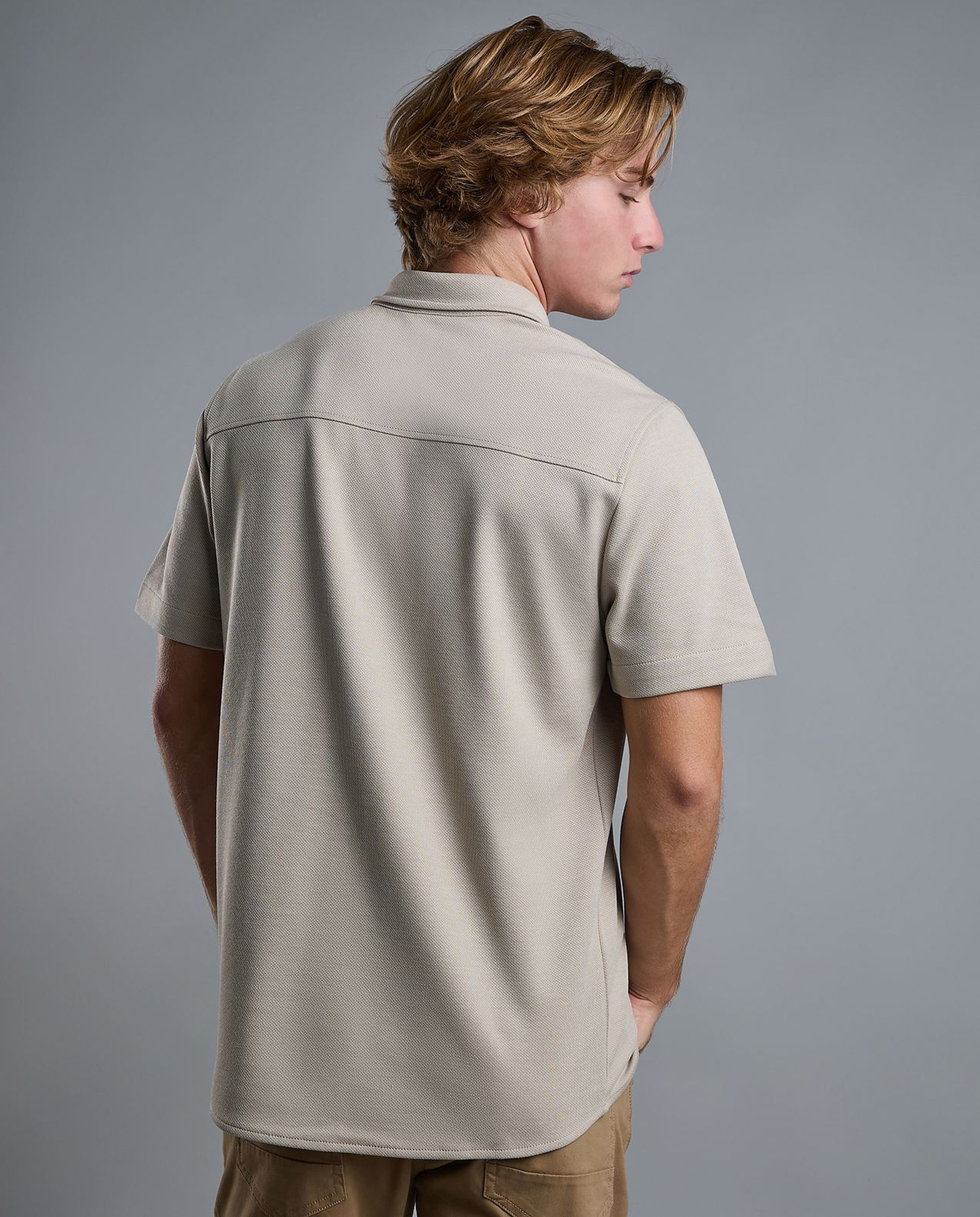 Solid Shirt with Classic Shirt with Short Sleeves