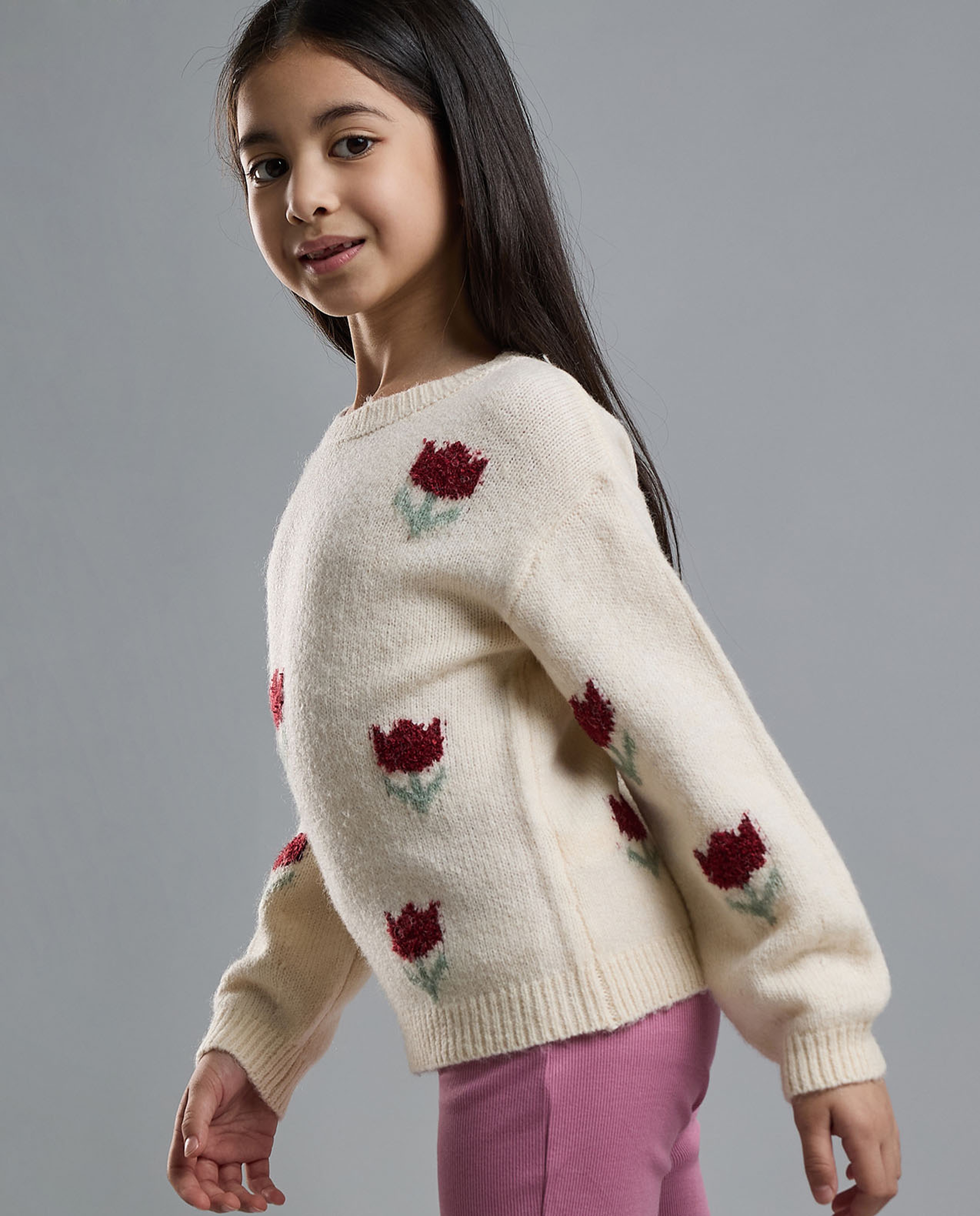 Patterned Sweater with Crew Neck and Long Sleeves