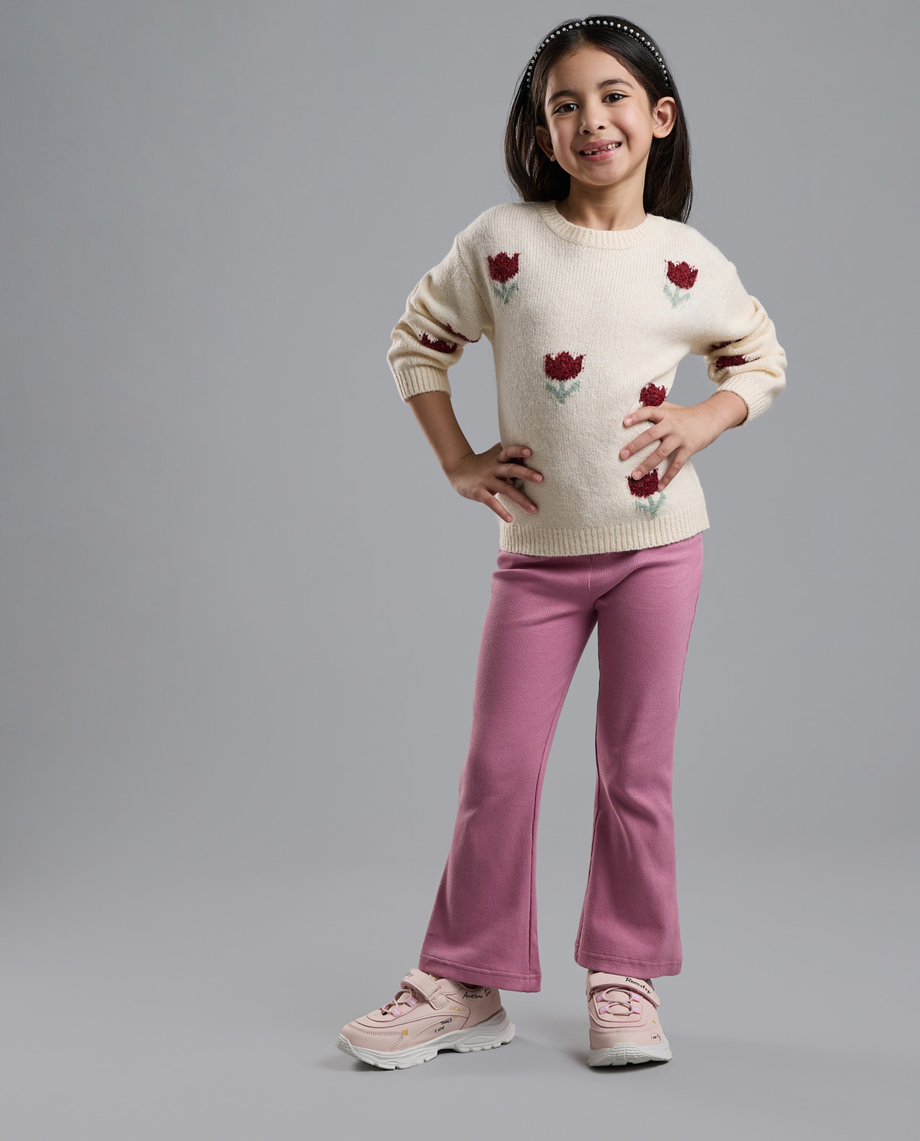 Patterned Sweater with Crew Neck and Long Sleeves