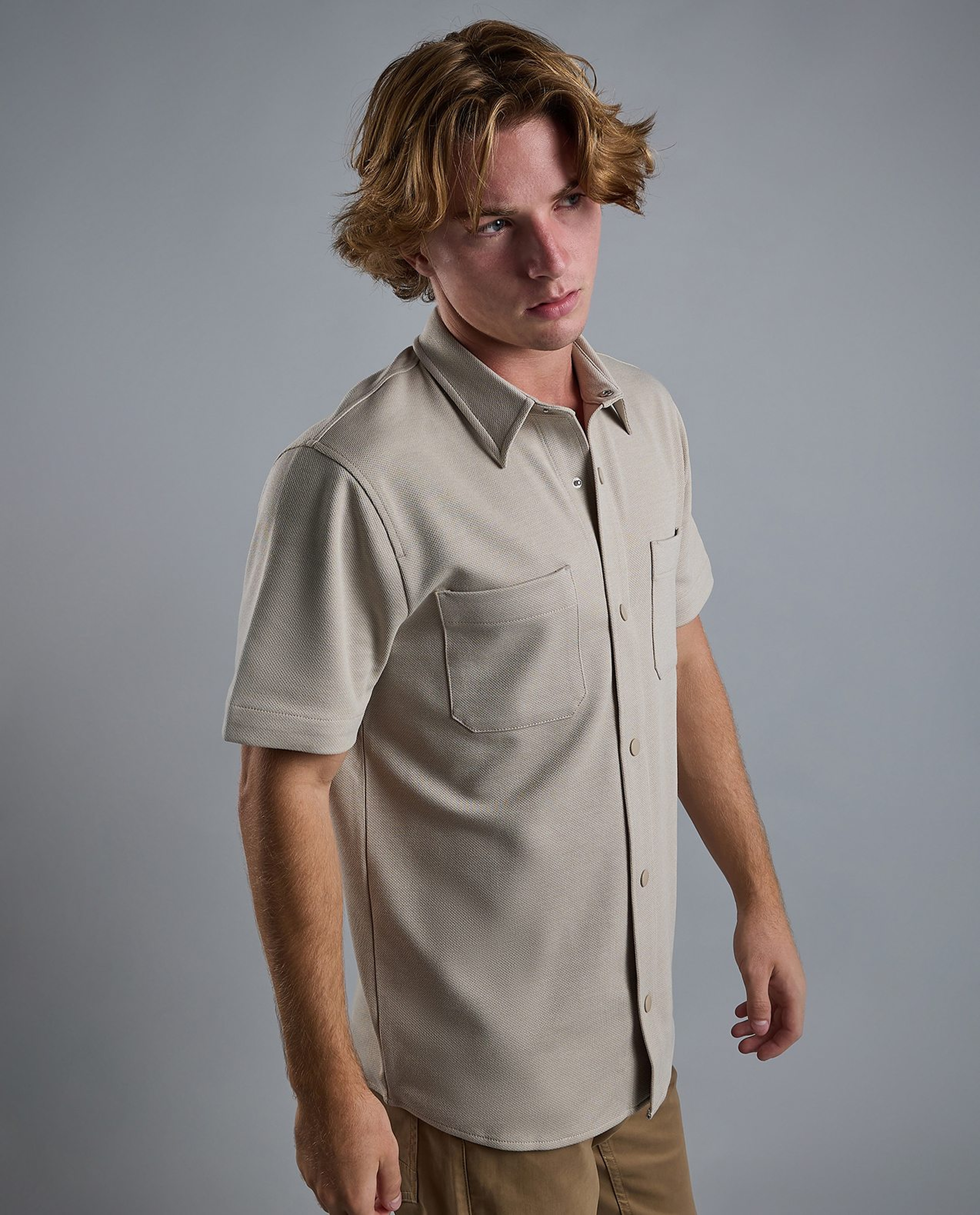 Solid Shirt with Classic Shirt with Short Sleeves