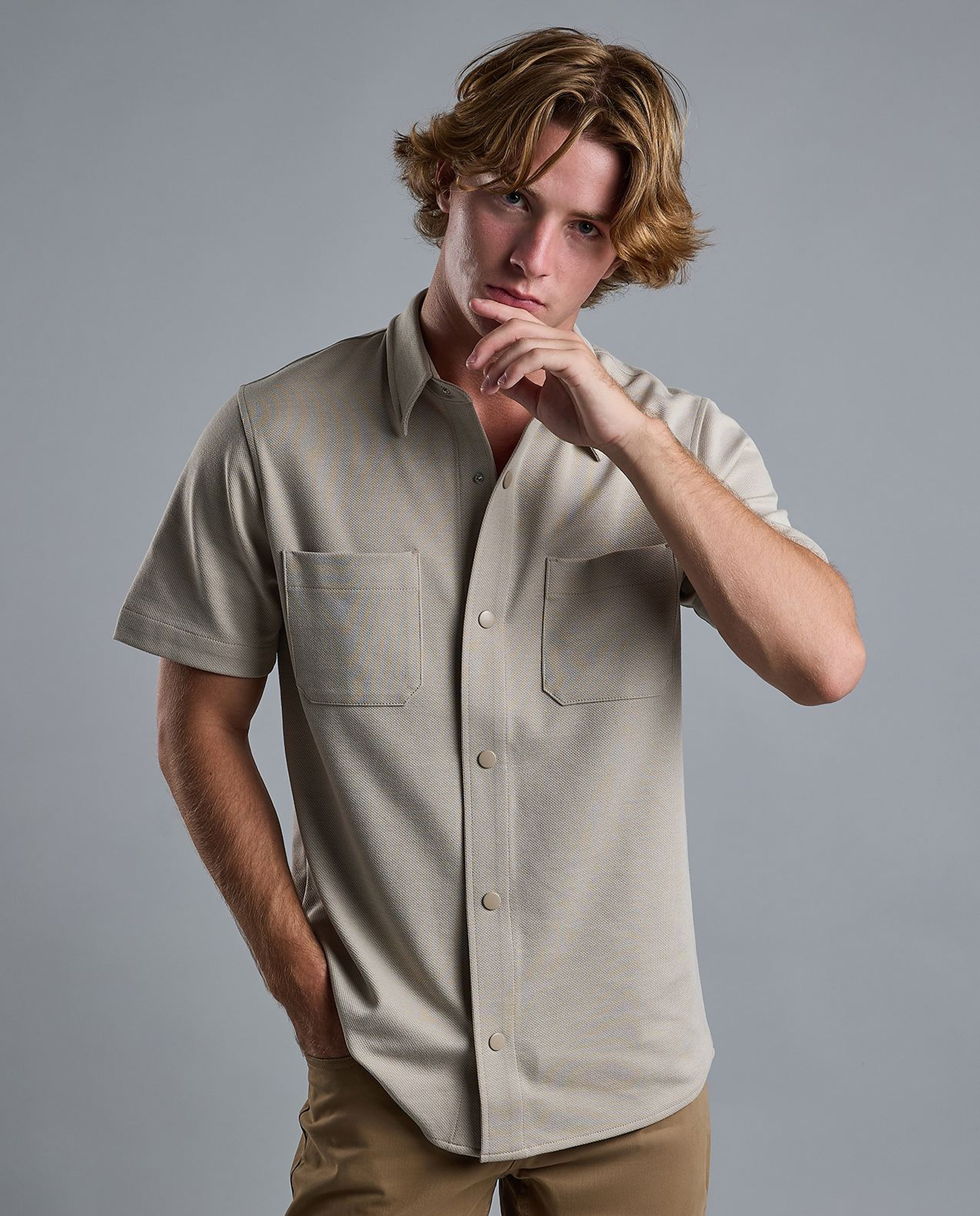 Solid Shirt with Classic Shirt with Short Sleeves