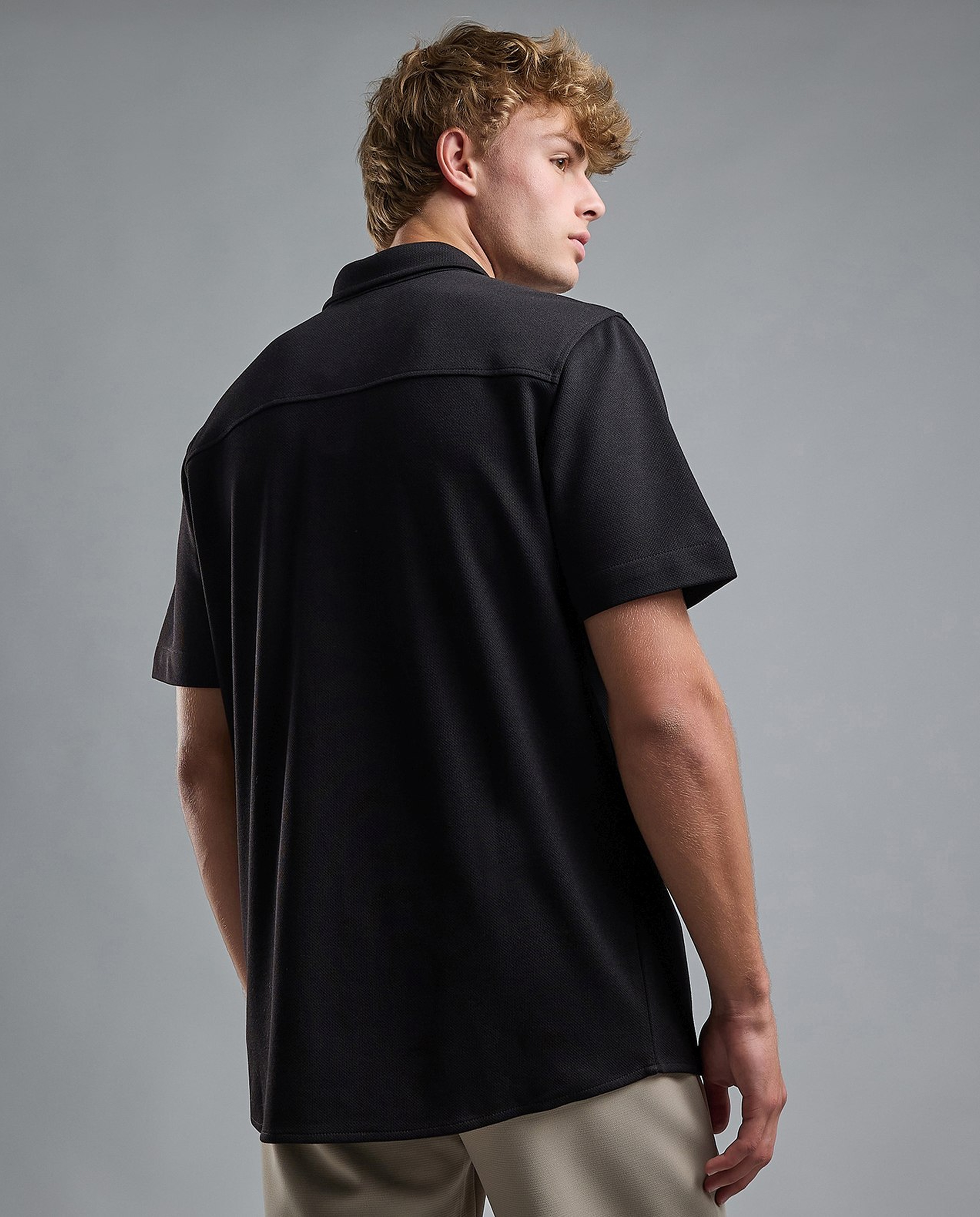 Solid Shirt with Classic Shirt with Short Sleeves