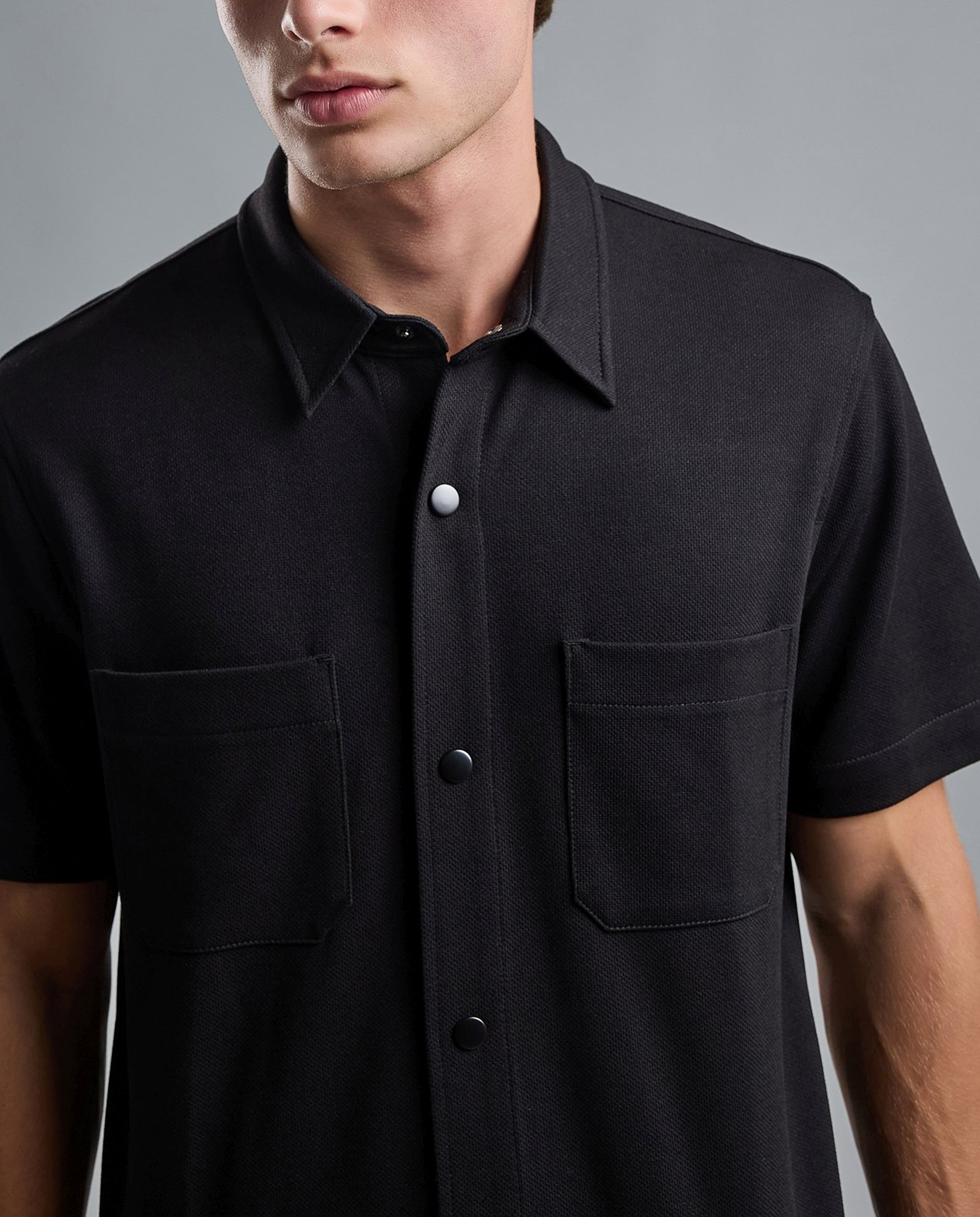 Solid Shirt with Classic Shirt with Short Sleeves