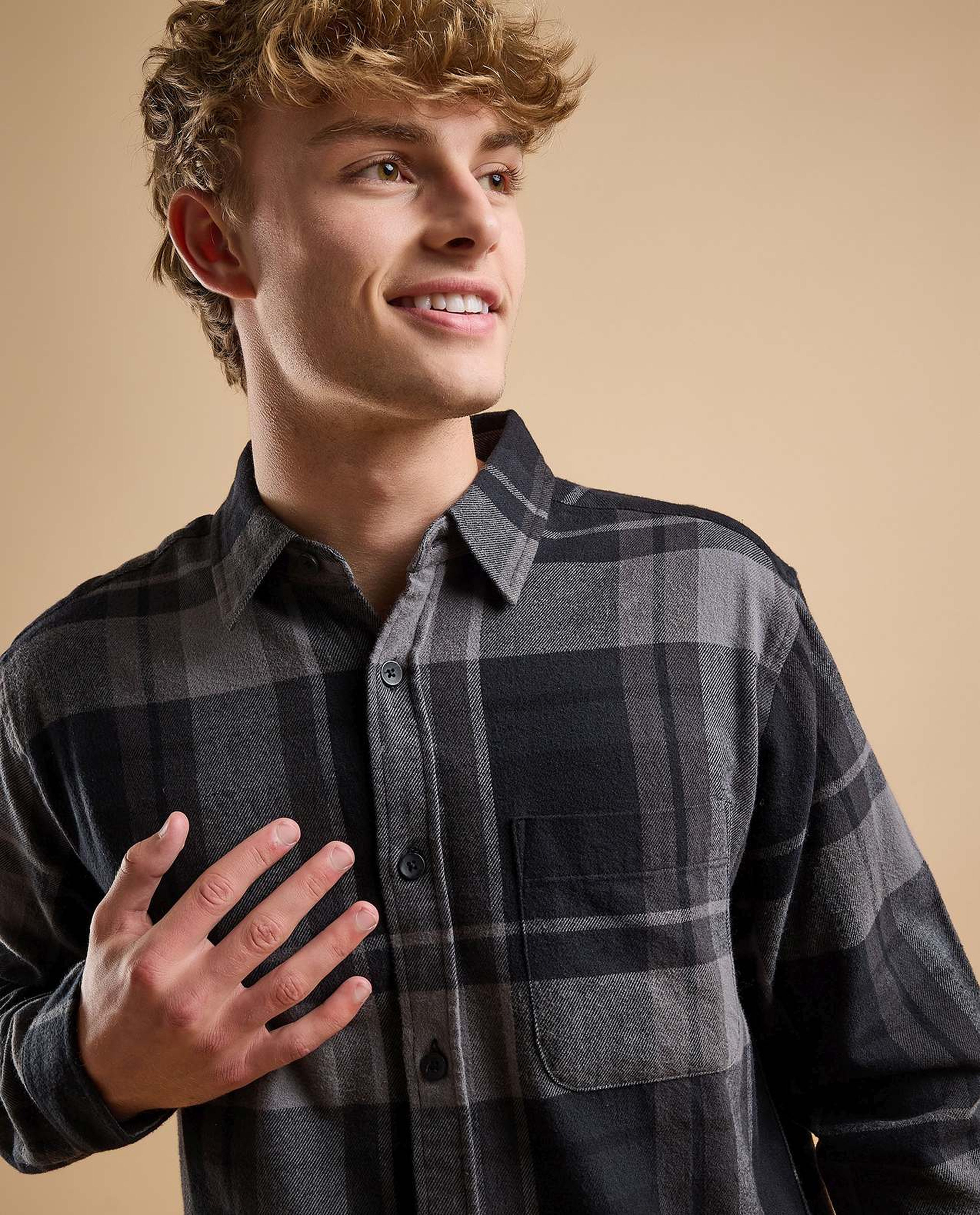 Plaid Shirt with Classic Collar and Long Sleeves