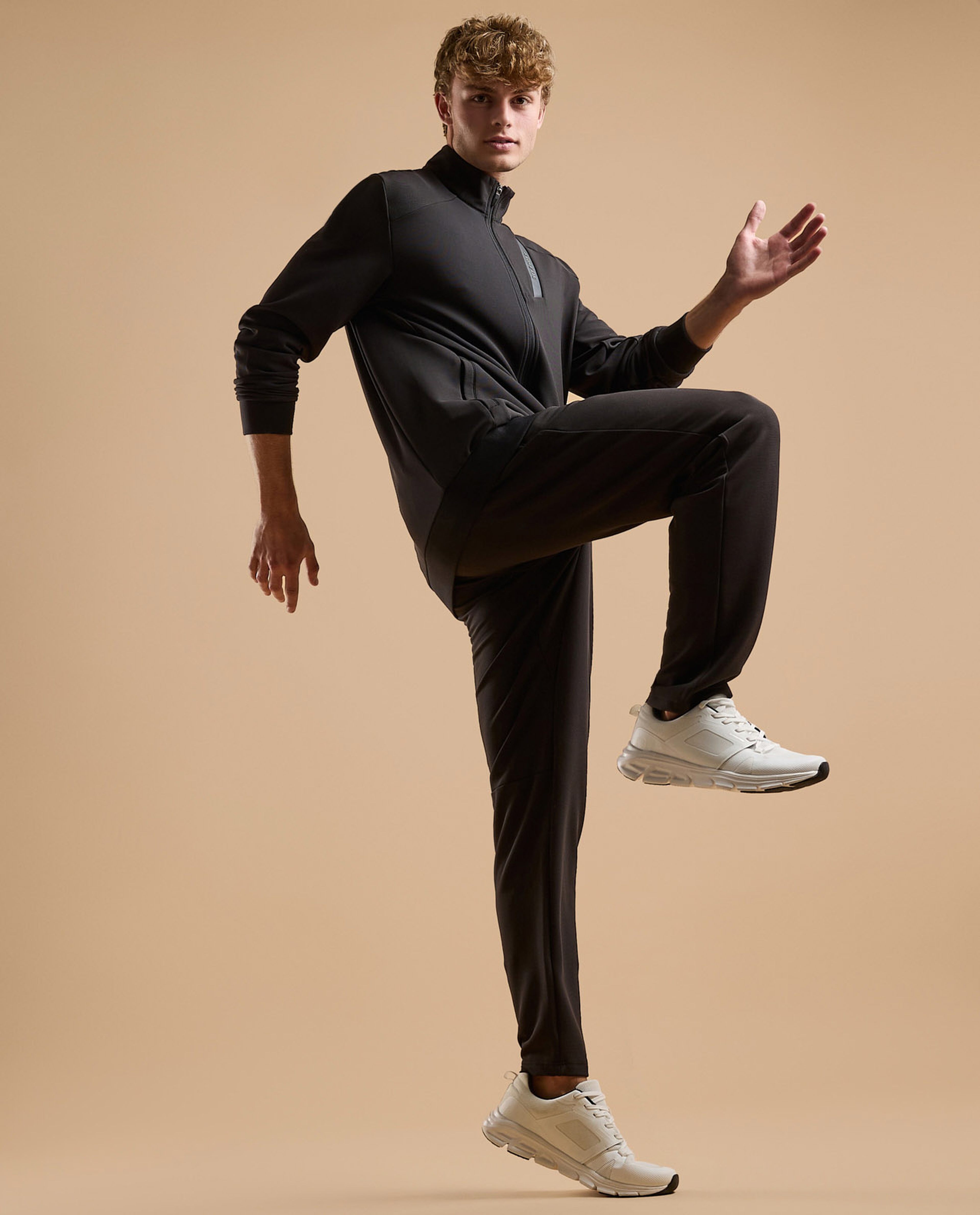 Solid Active Jacket with Zipper Closure