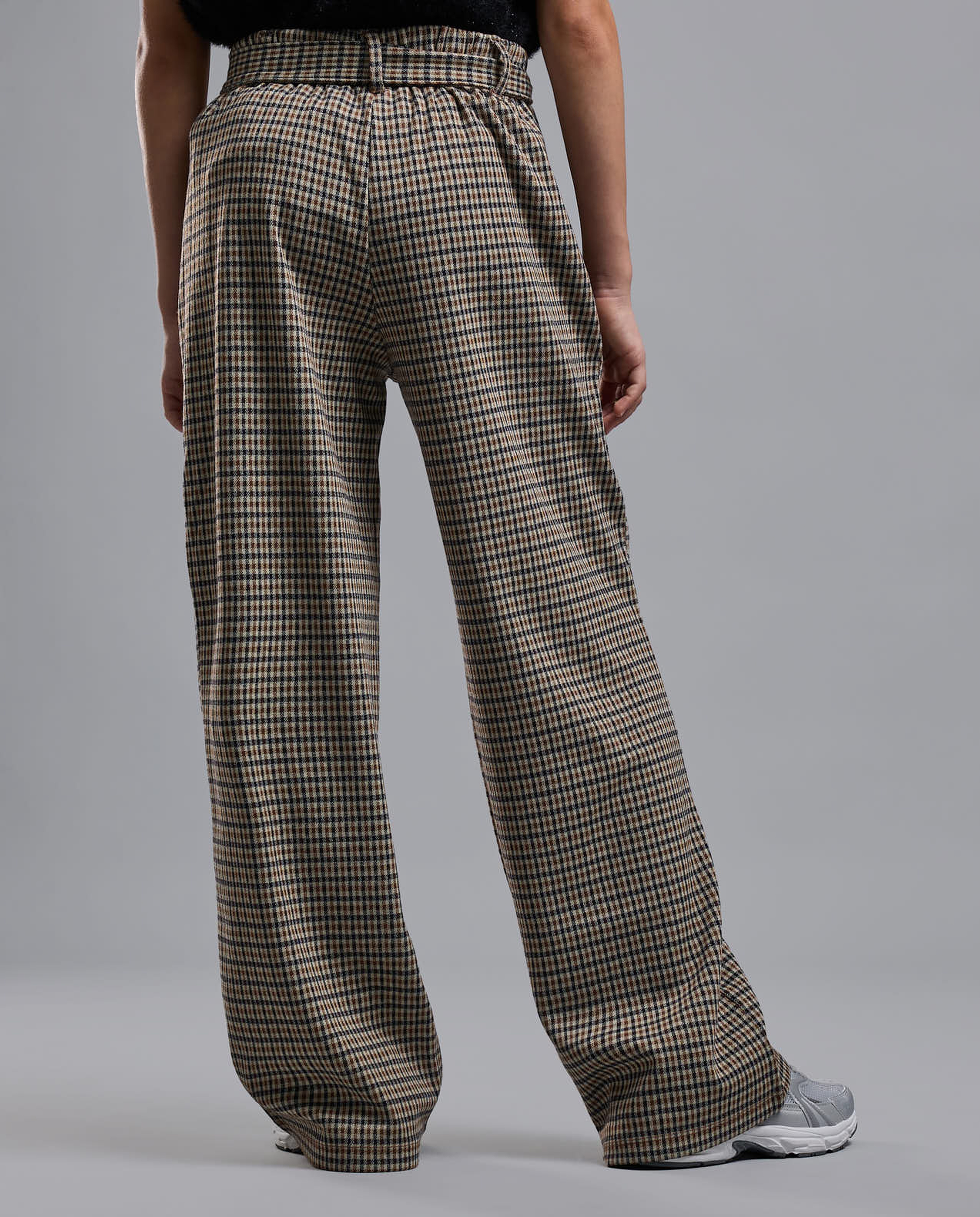 Plaid Relaxed Fit Pants with Elastic Waist