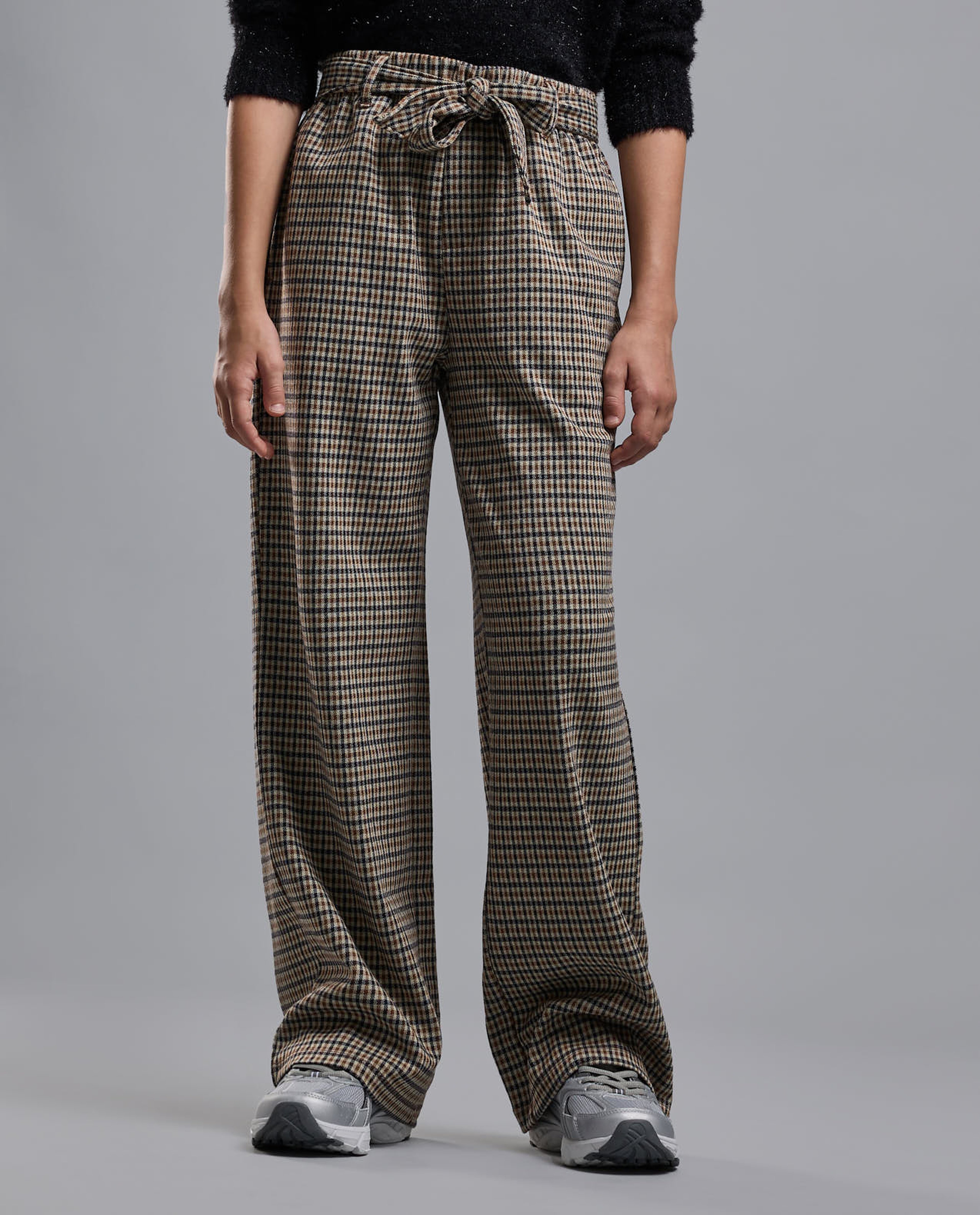 Plaid Relaxed Fit Pants with Elastic Waist