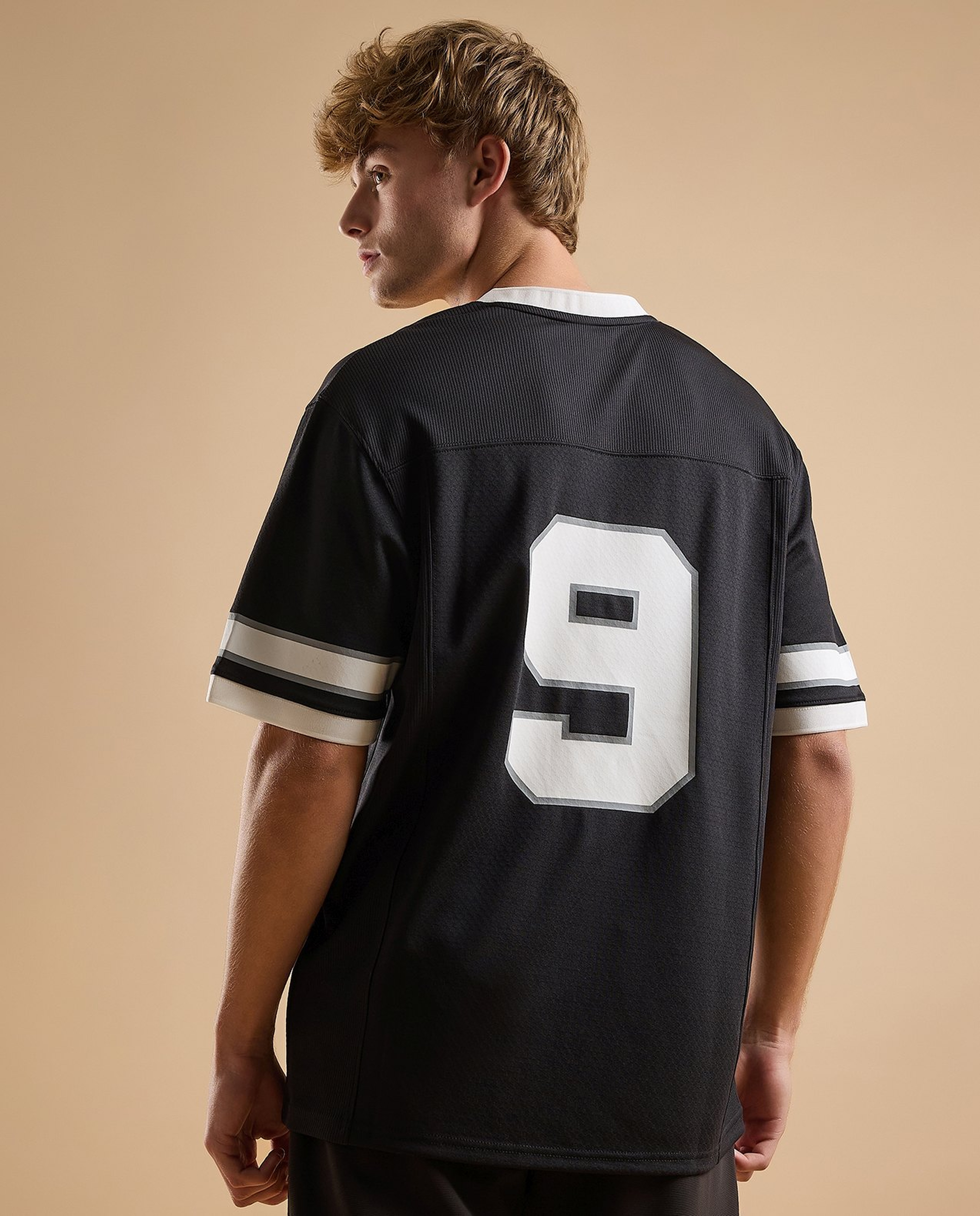 Print Detail Active T-Shirt with V-Neck and Short Sleeves