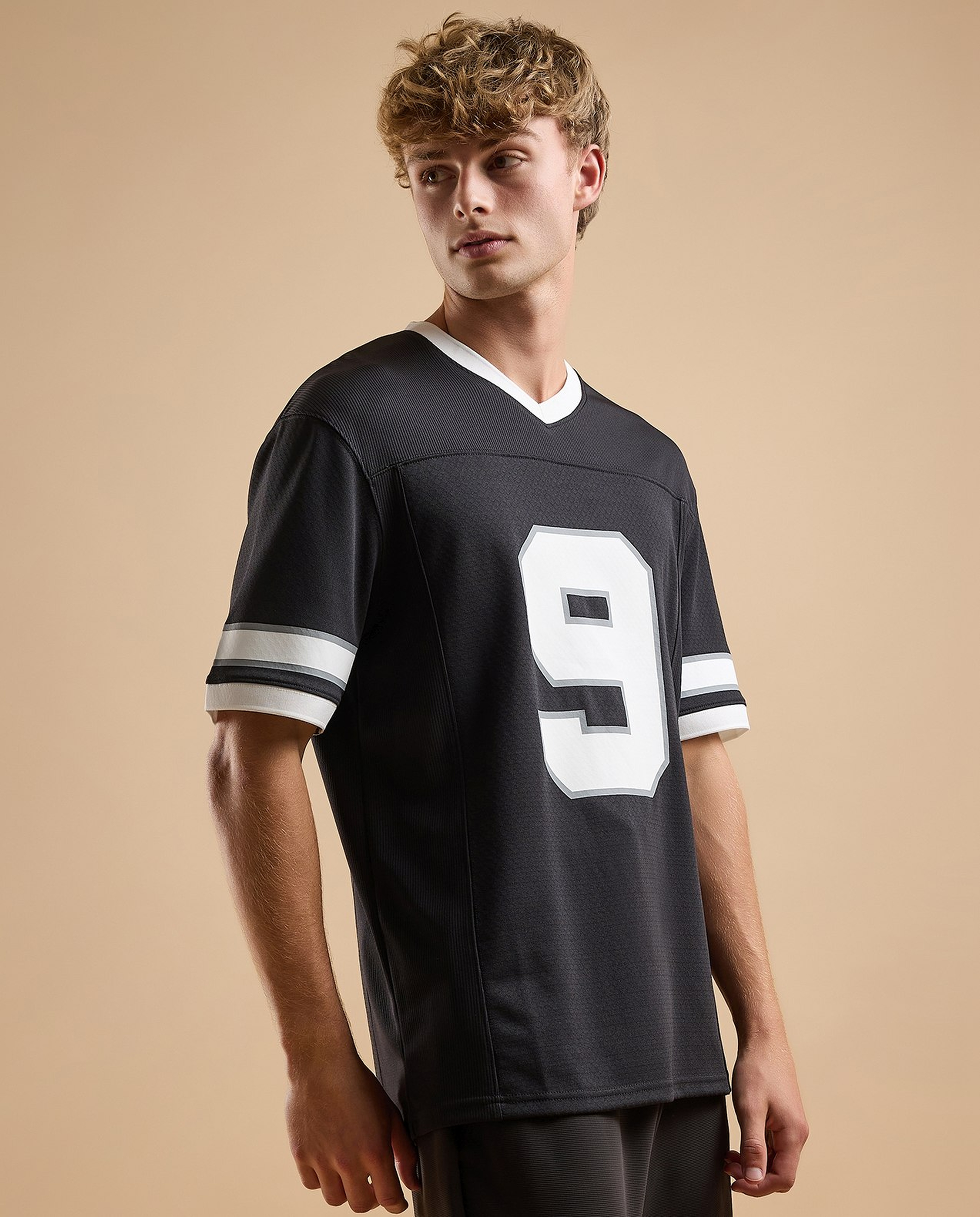 Print Detail Active T-Shirt with V-Neck and Short Sleeves