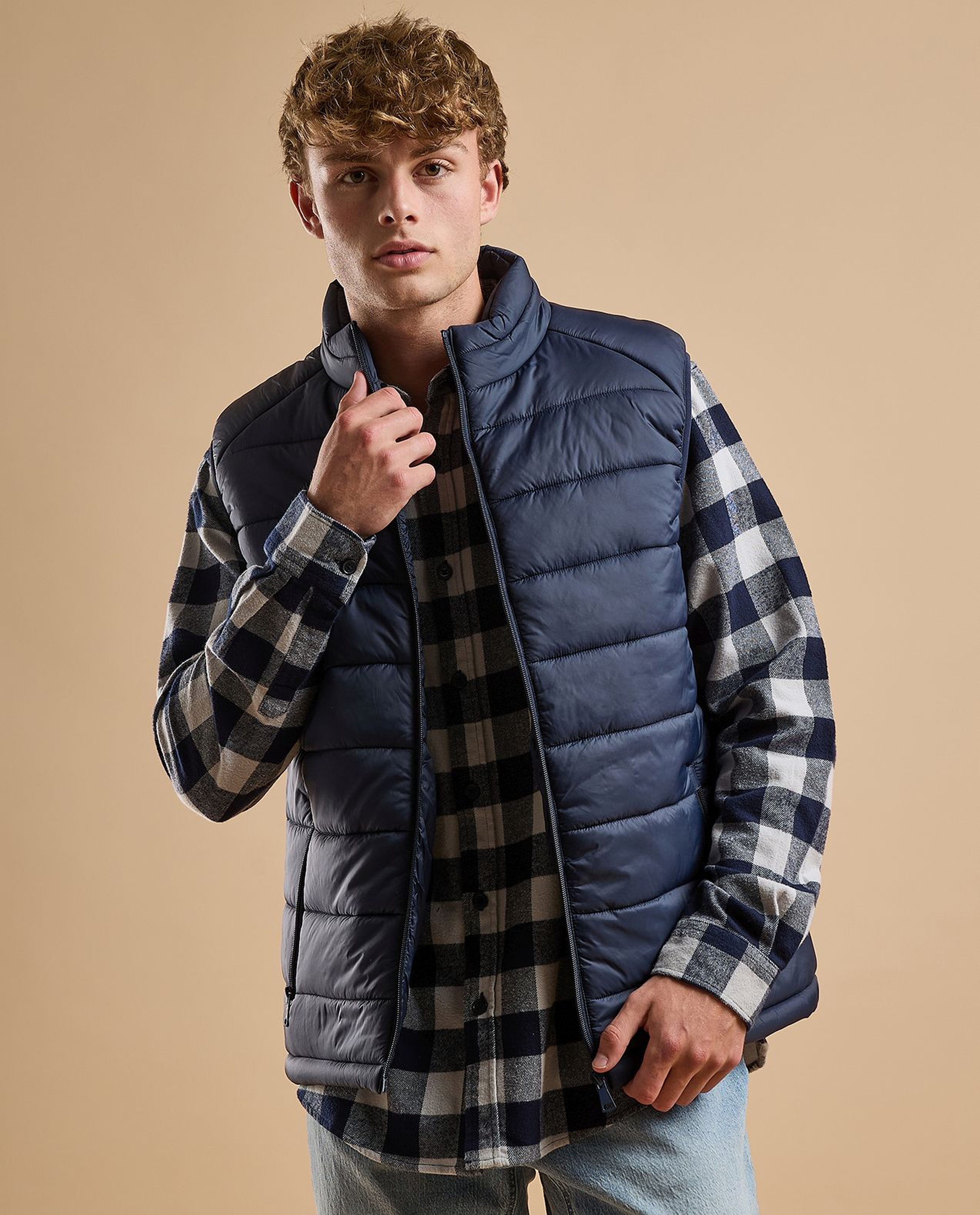 Quilted Puffer Gilet with Zipper Closure