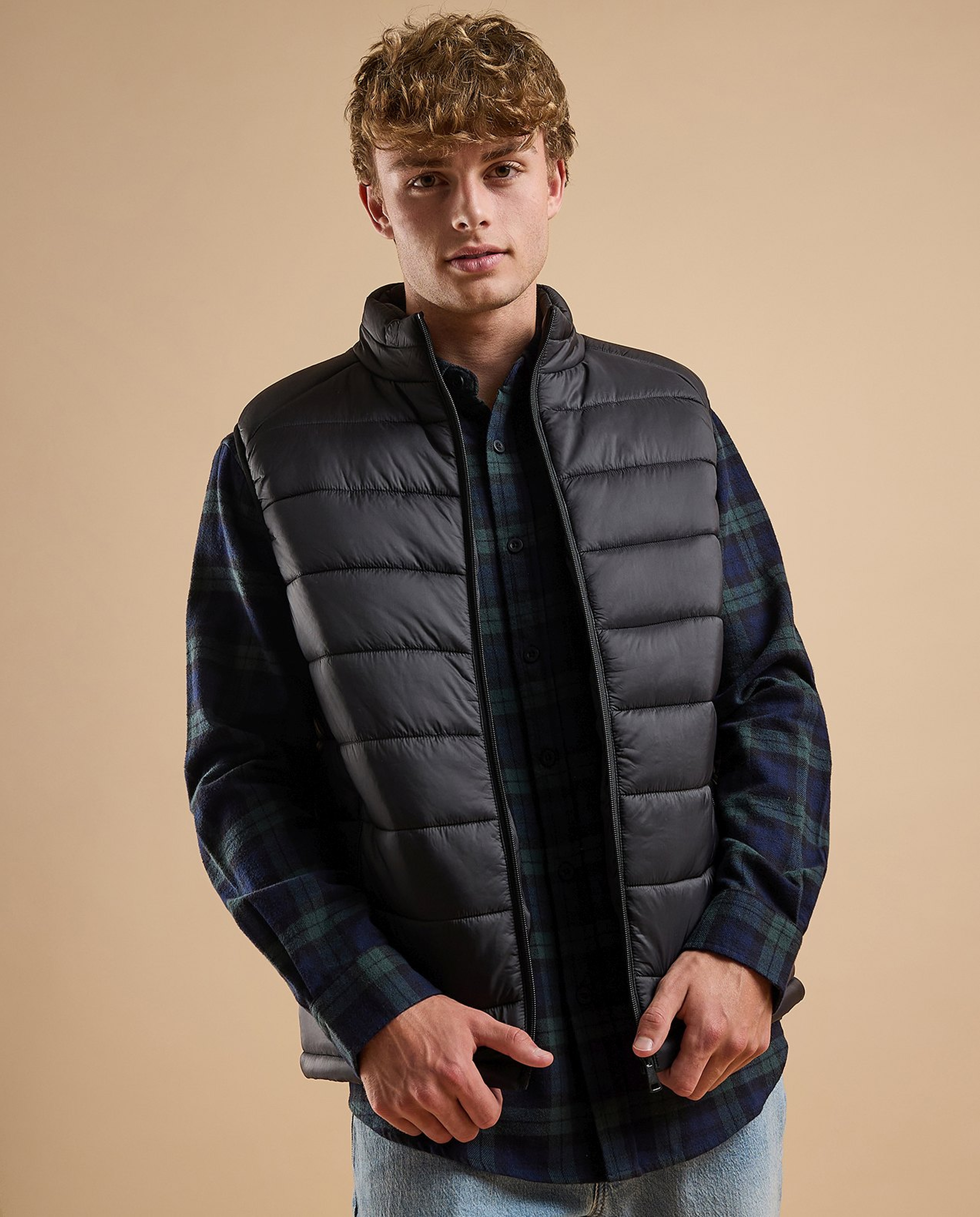 Quilted Puffer Gilet with Zipper Closure