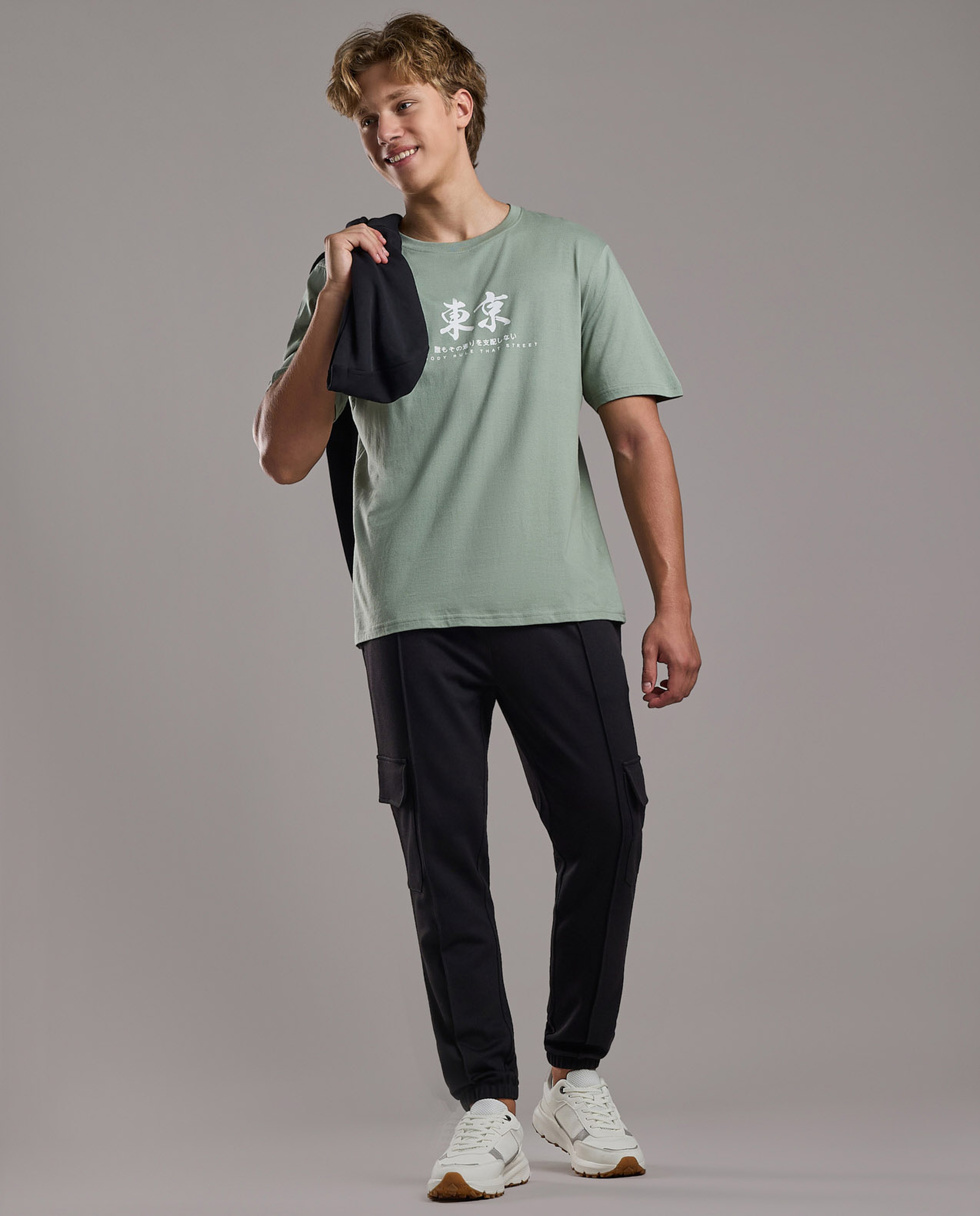 Typography Print T-Shirt with Crew Neck and Short Sleeves